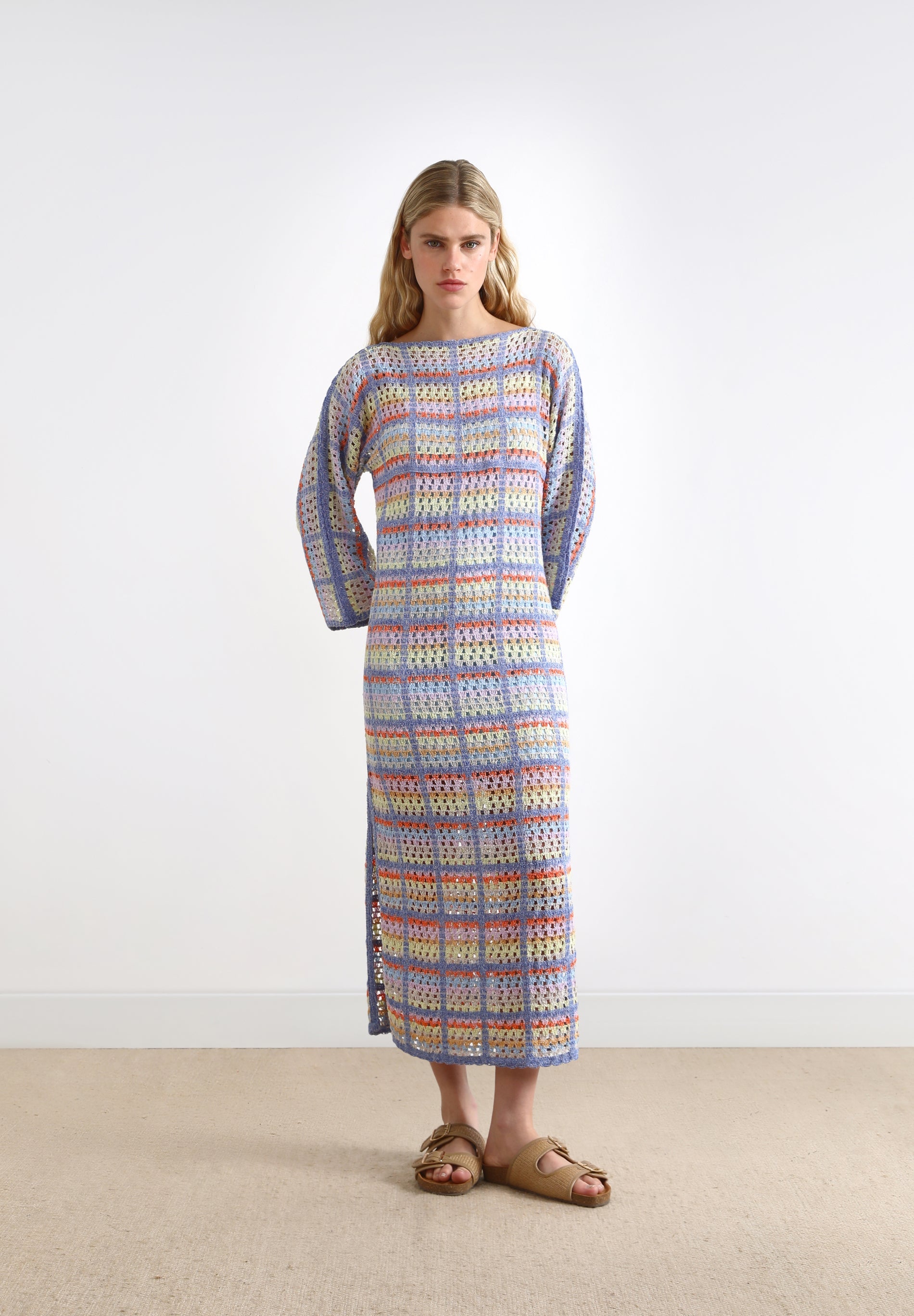 VESTIDO EM XADREZ EM CROCHET