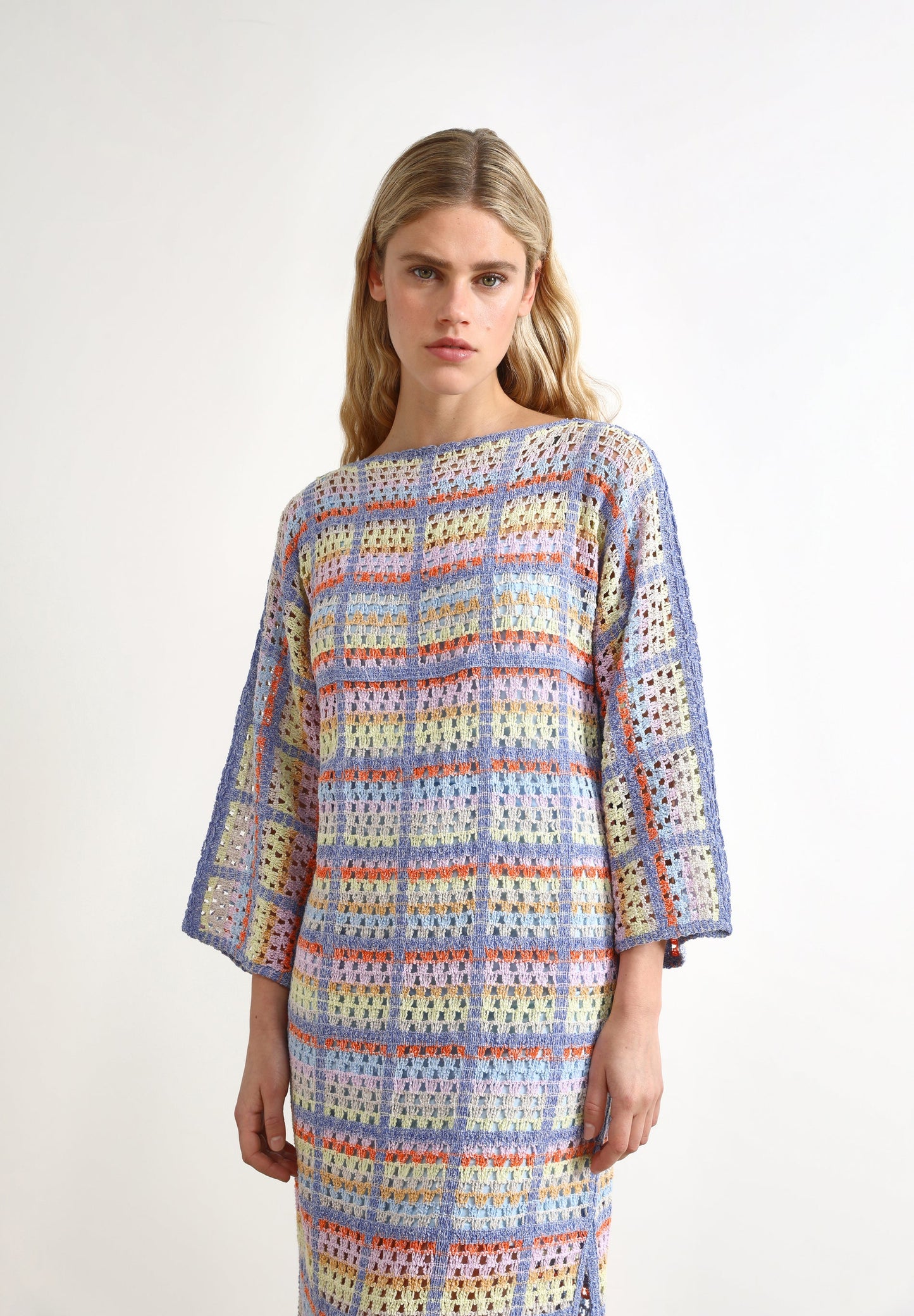 VESTIDO EM XADREZ EM CROCHET