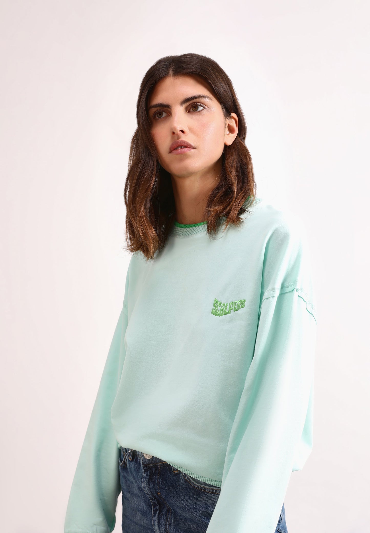 SWEATSHIRT PORMENOR NO DECOTE