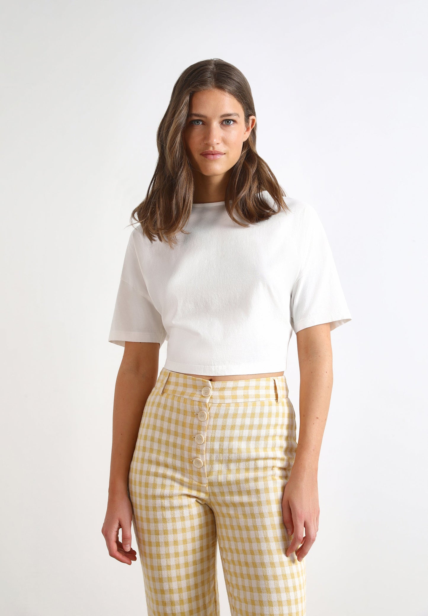 T-SHIRT COM LAÇO ATRÁS