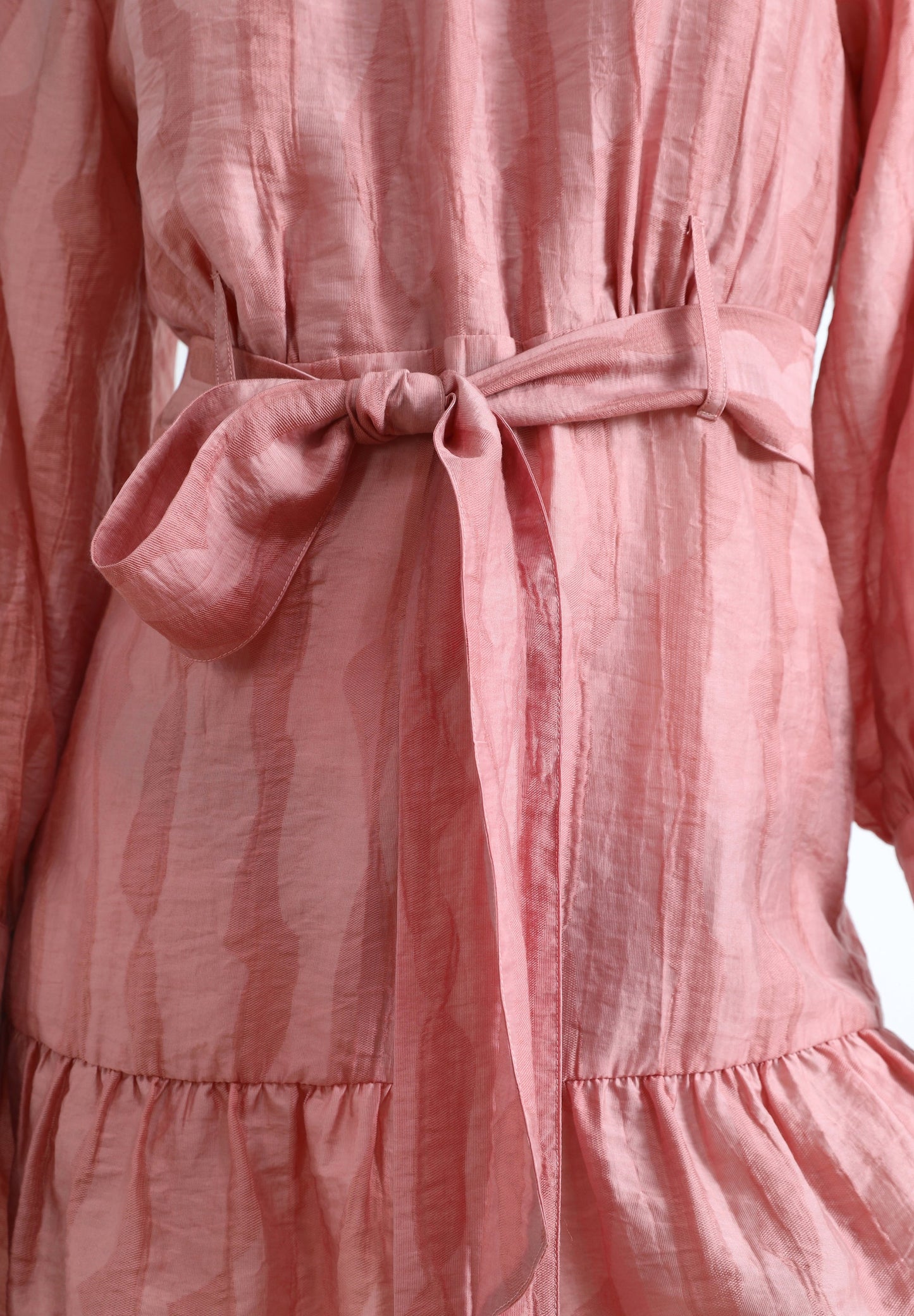 VESTIDO EM JACQUARD COM VOLUME