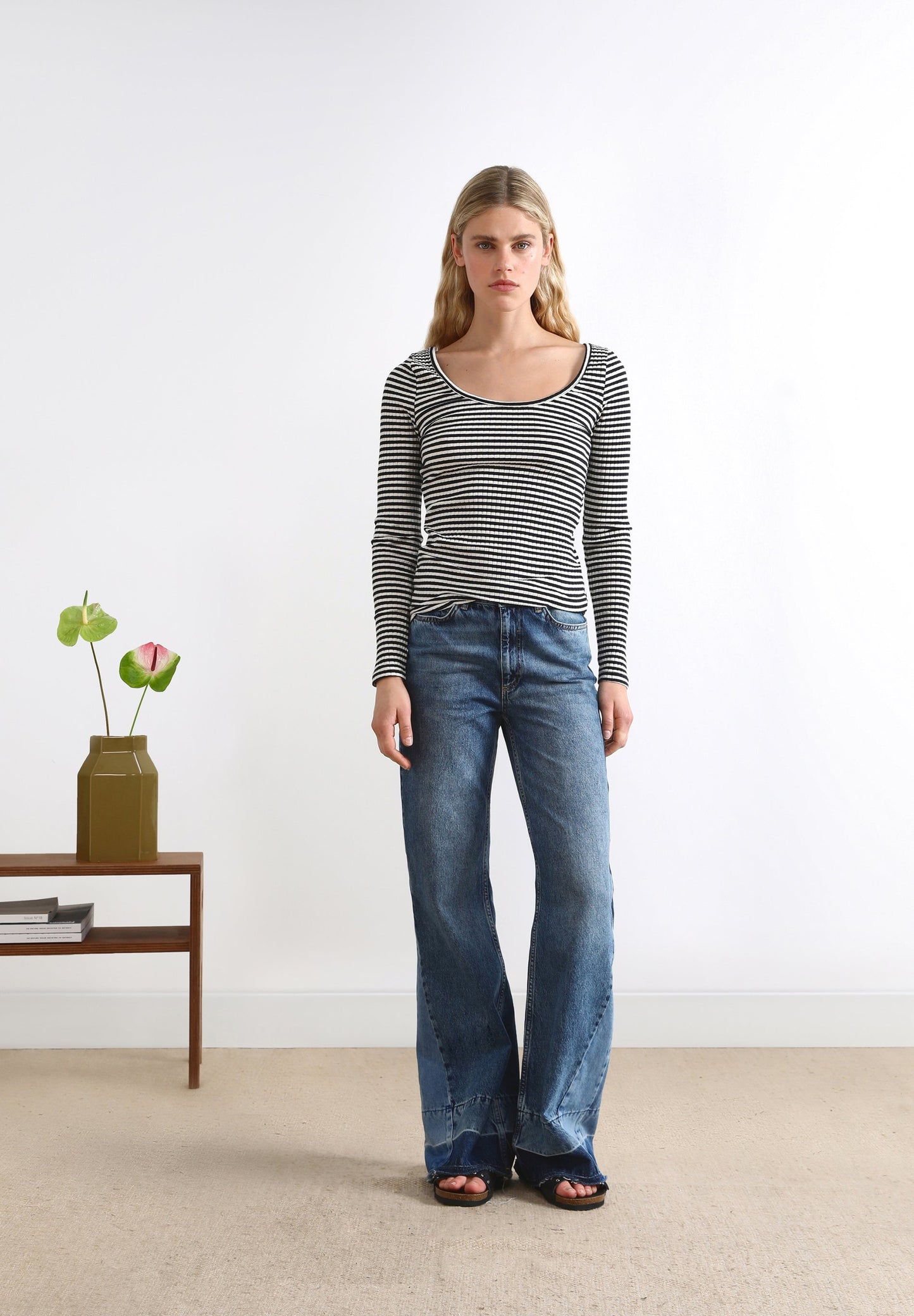 T-SHIRT ÀS RISCAS BICOLOR