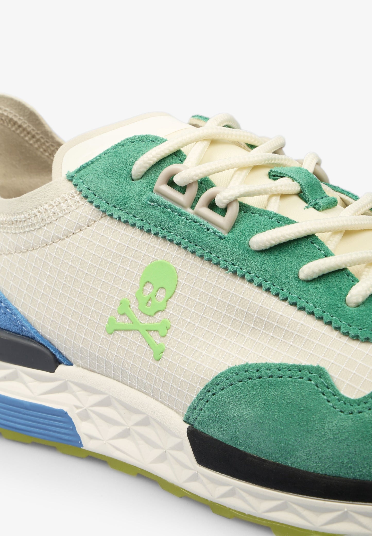 SAPATILHAS EM CAMURÇA TRICOLOR