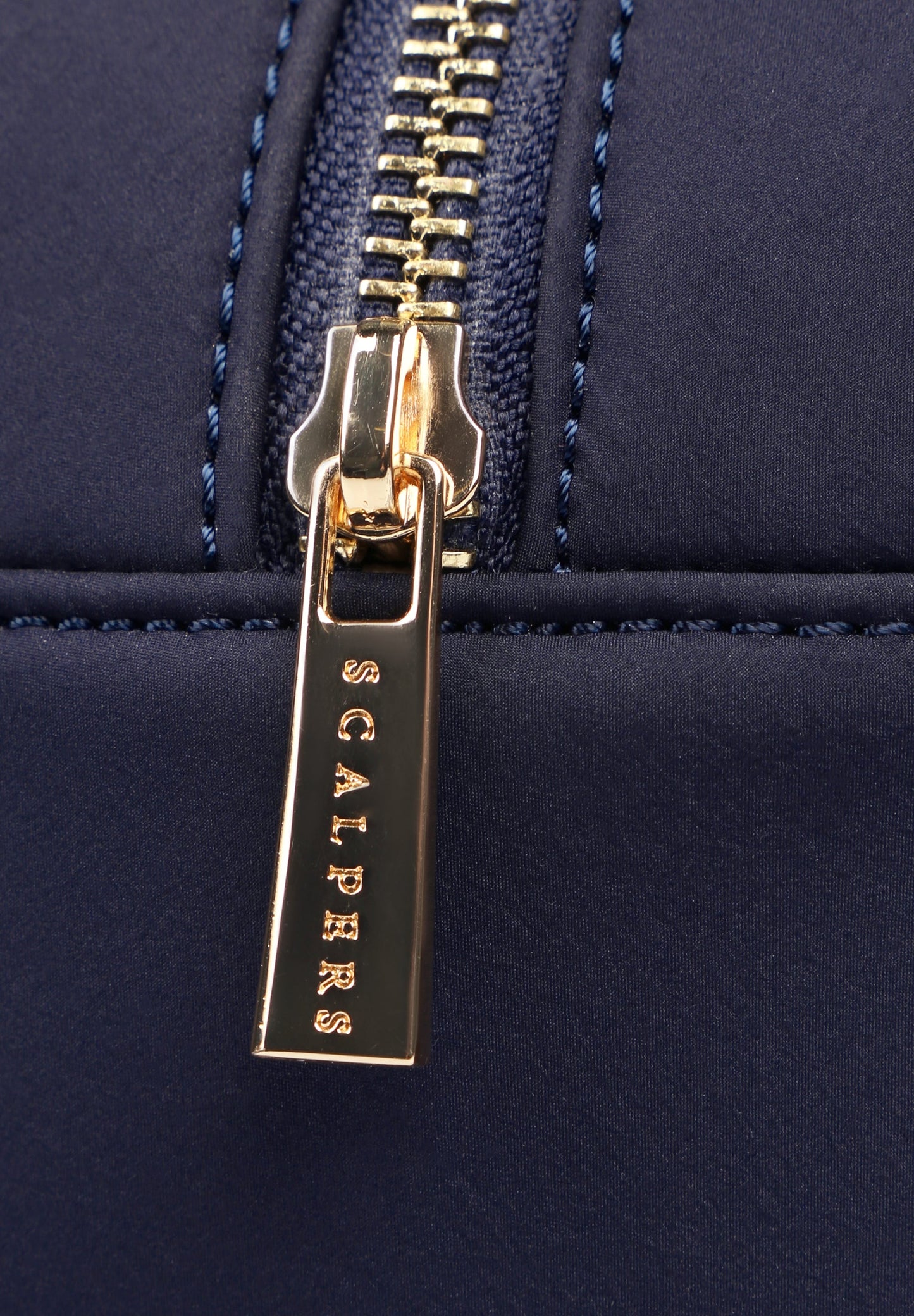 NÉCESSAIRE PORMENOR DE ZIP