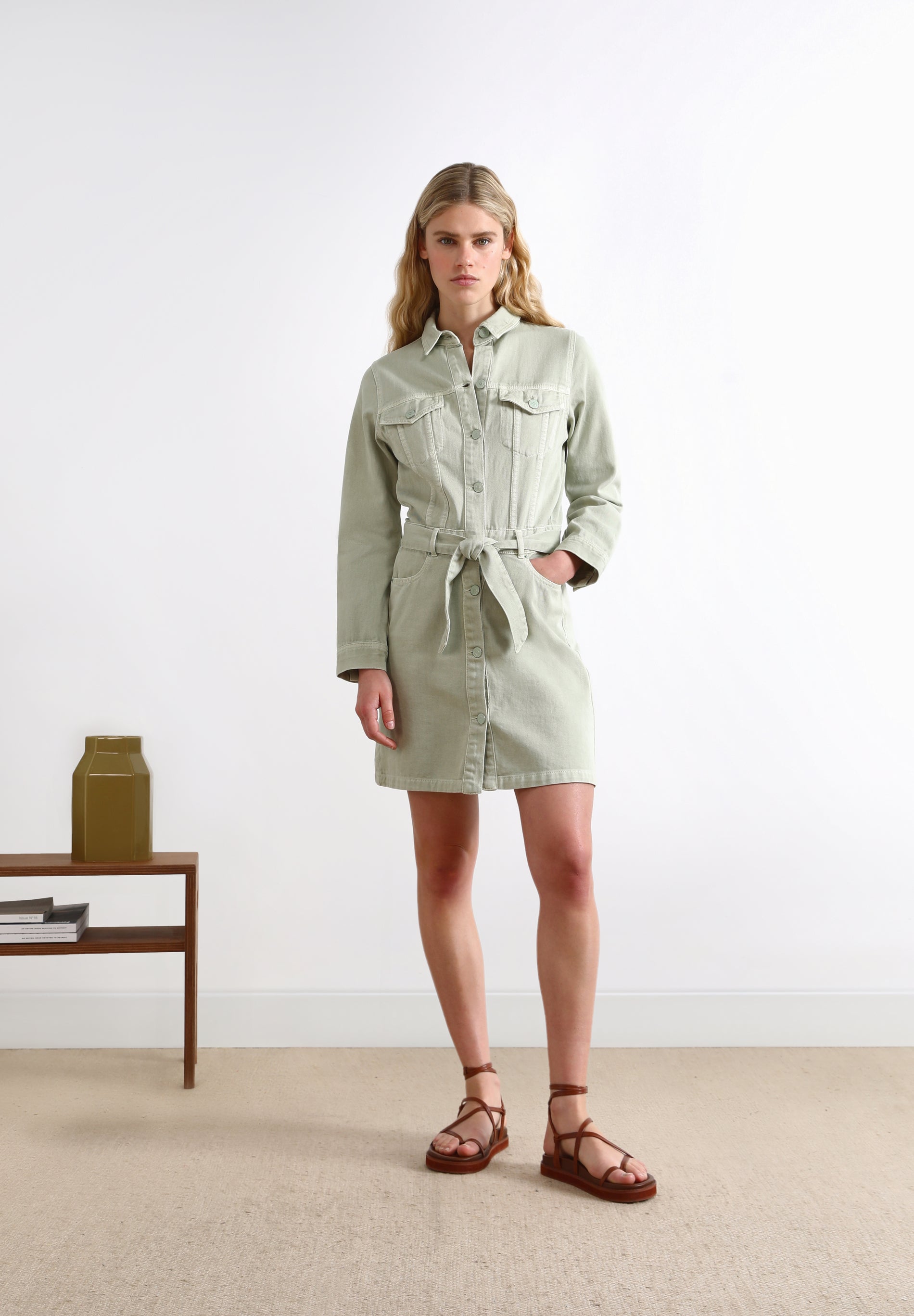 VESTIDO DENIM COM LAÇO