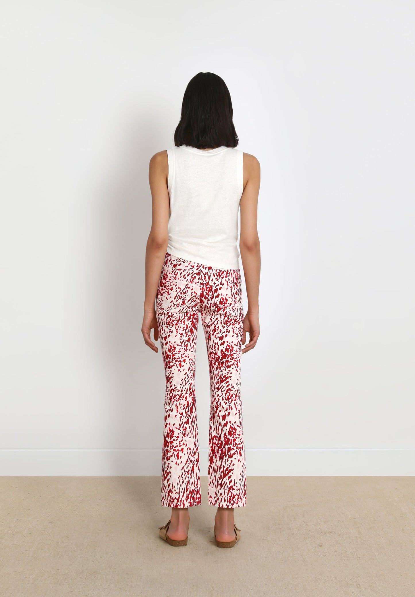 JEANS COM ESTAMPADO ANIMAL