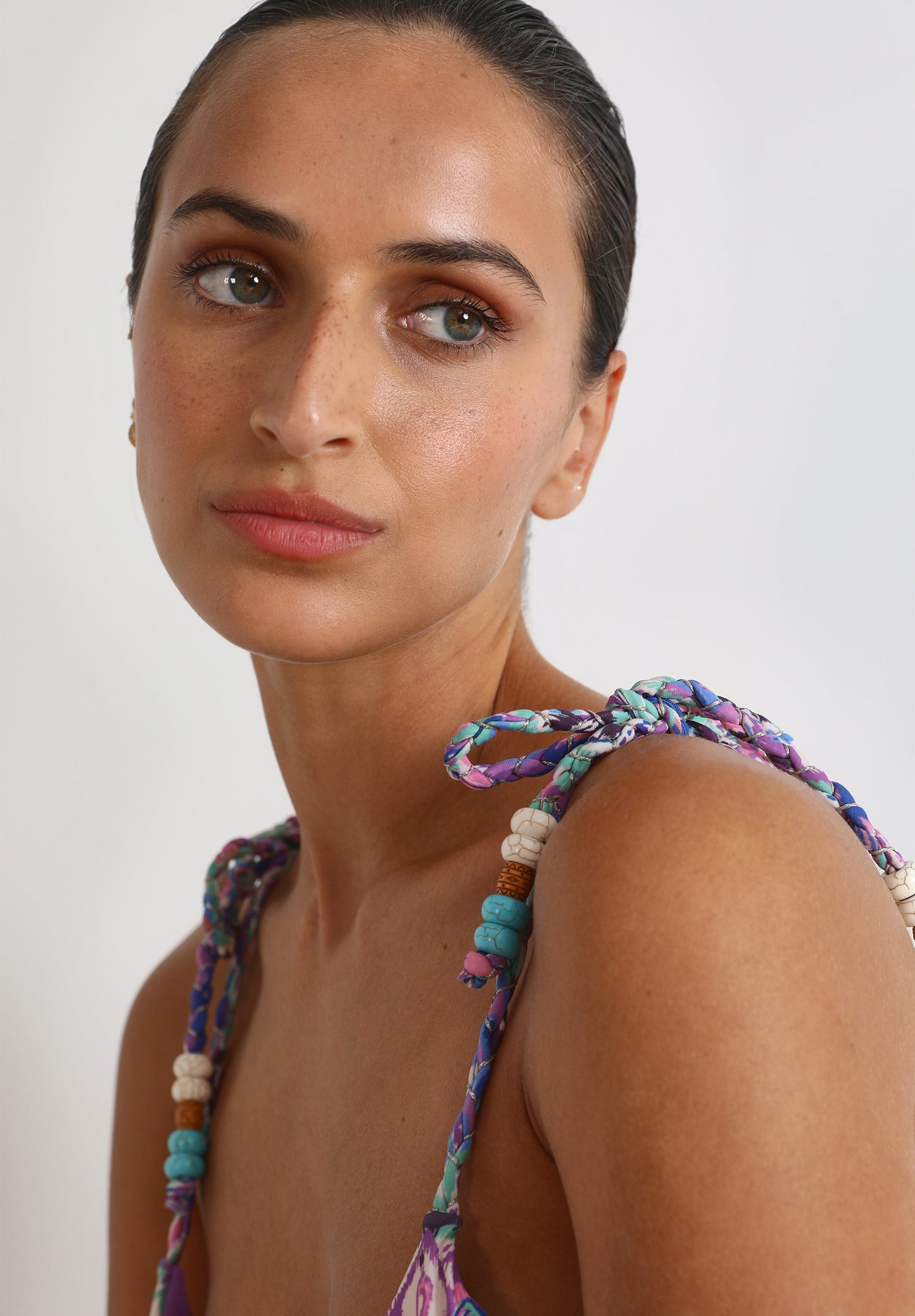 BIQUÍNI COM PADRÃO E BEADING