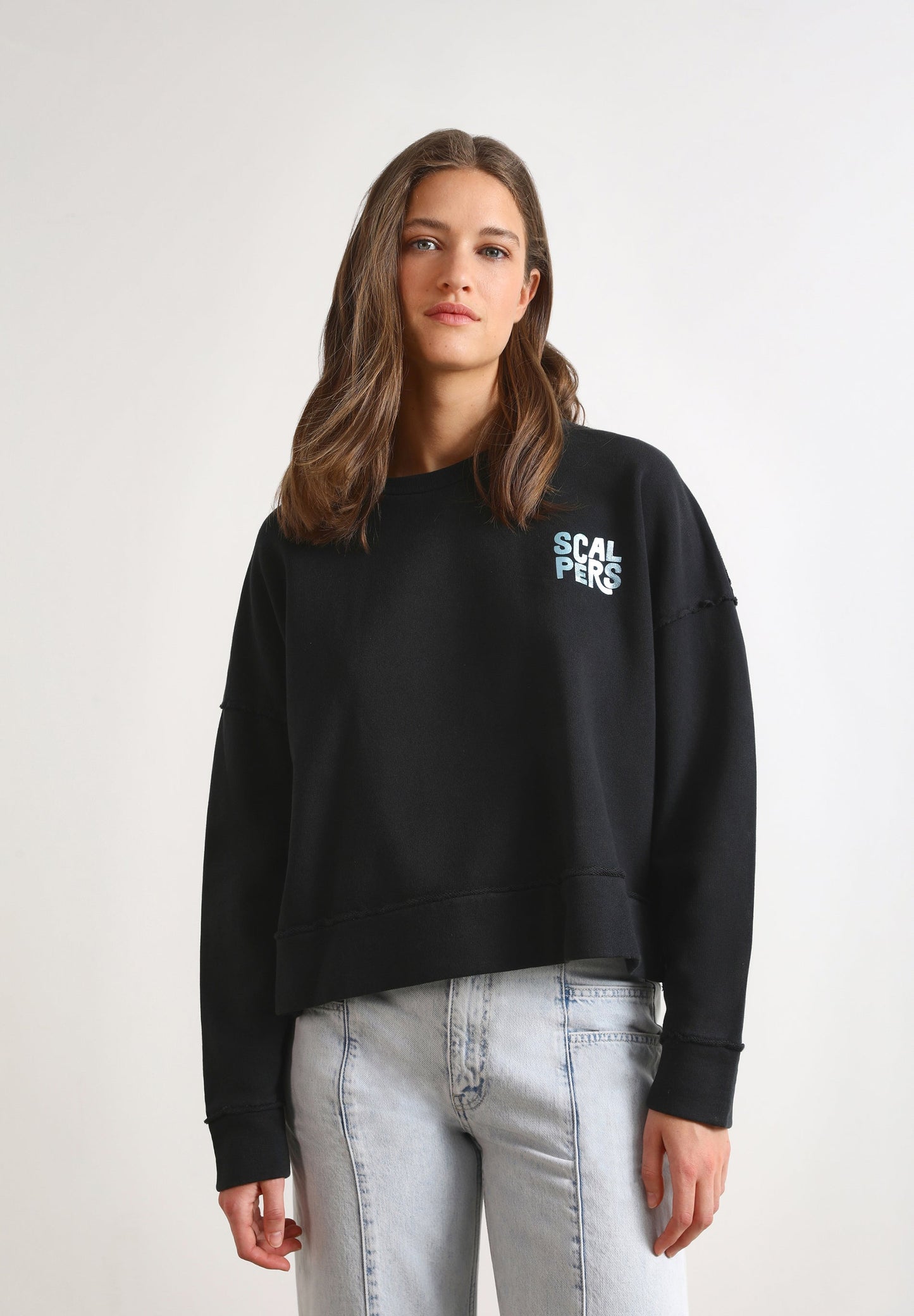 SWEATSHIRT COM PADRÃO ATRÁS