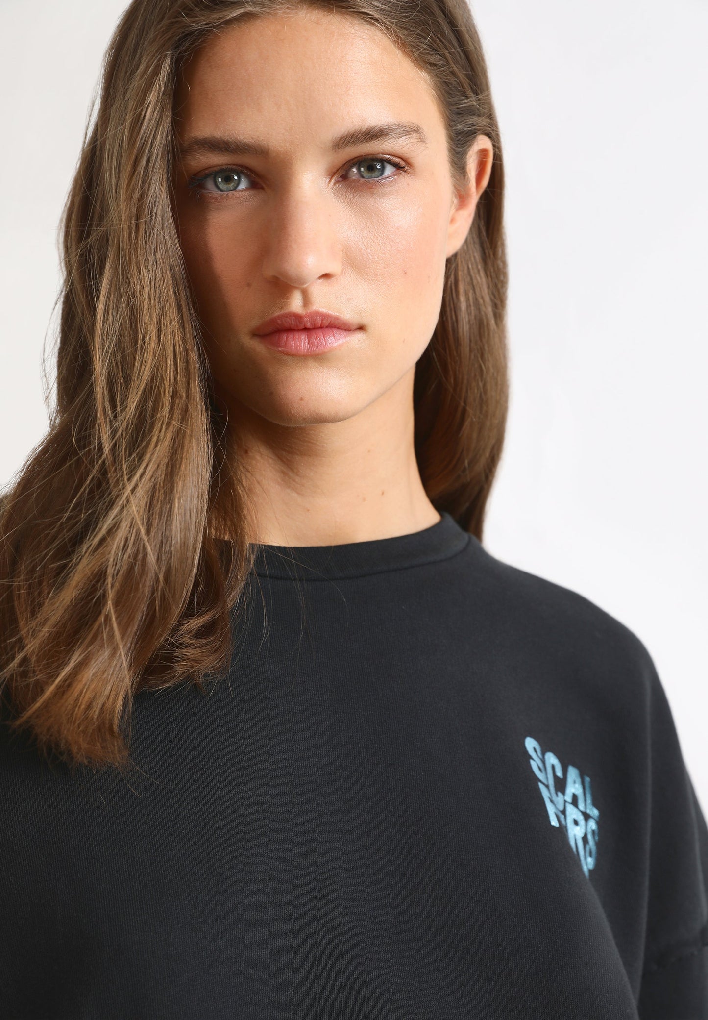 SWEATSHIRT COM PADRÃO ATRÁS