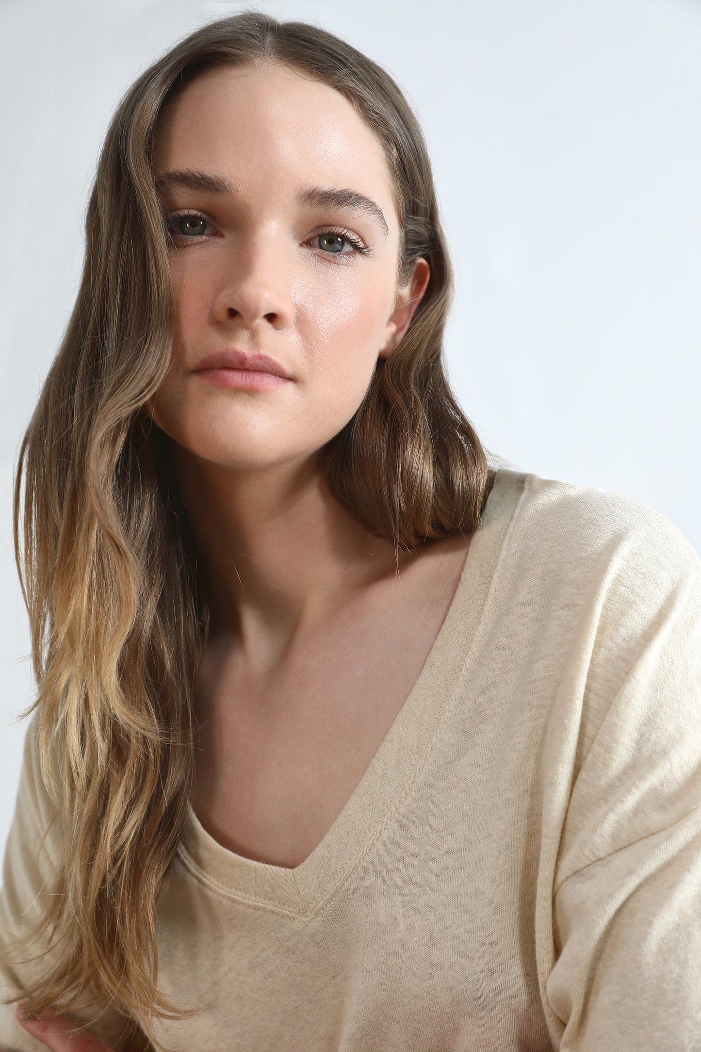 T-SHIRT DE LINHO DE MANGA COMPRIDA