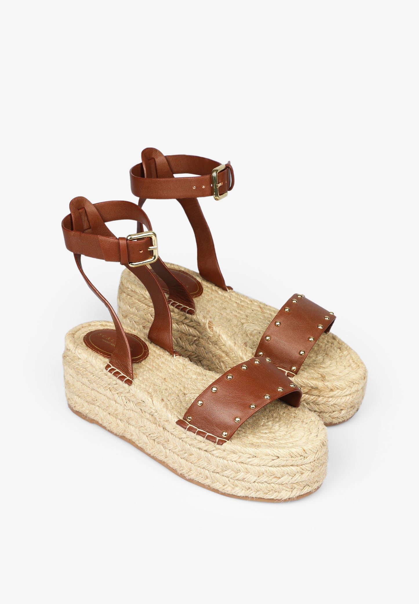 ALPERGATAS PLATAFORMA COM TACHAS