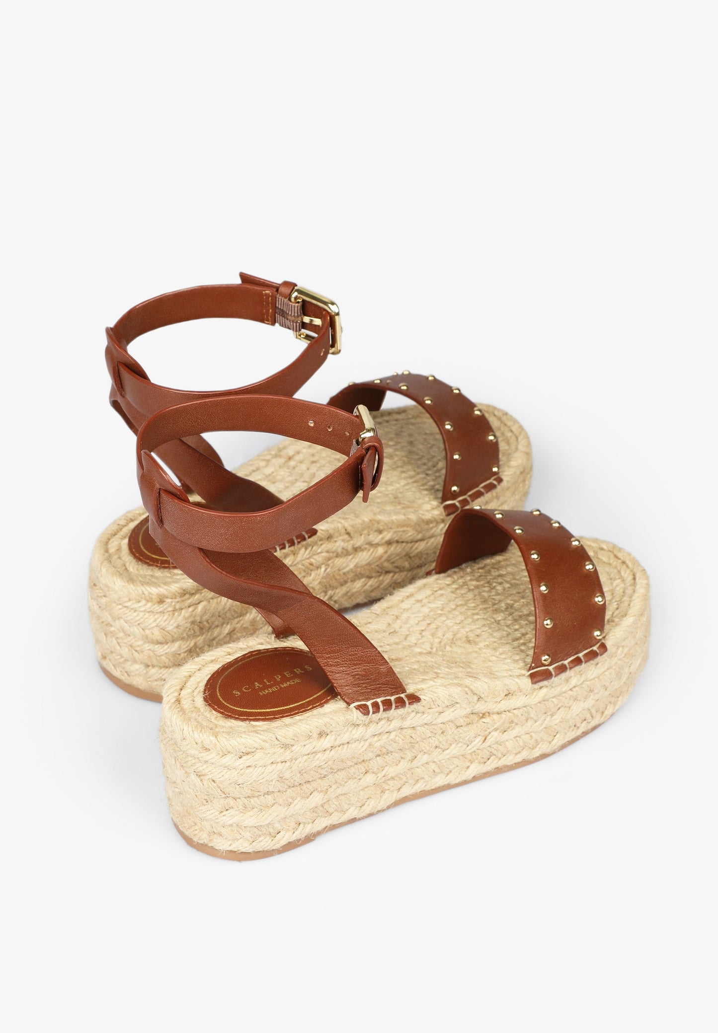 ALPERGATAS PLATAFORMA COM TACHAS