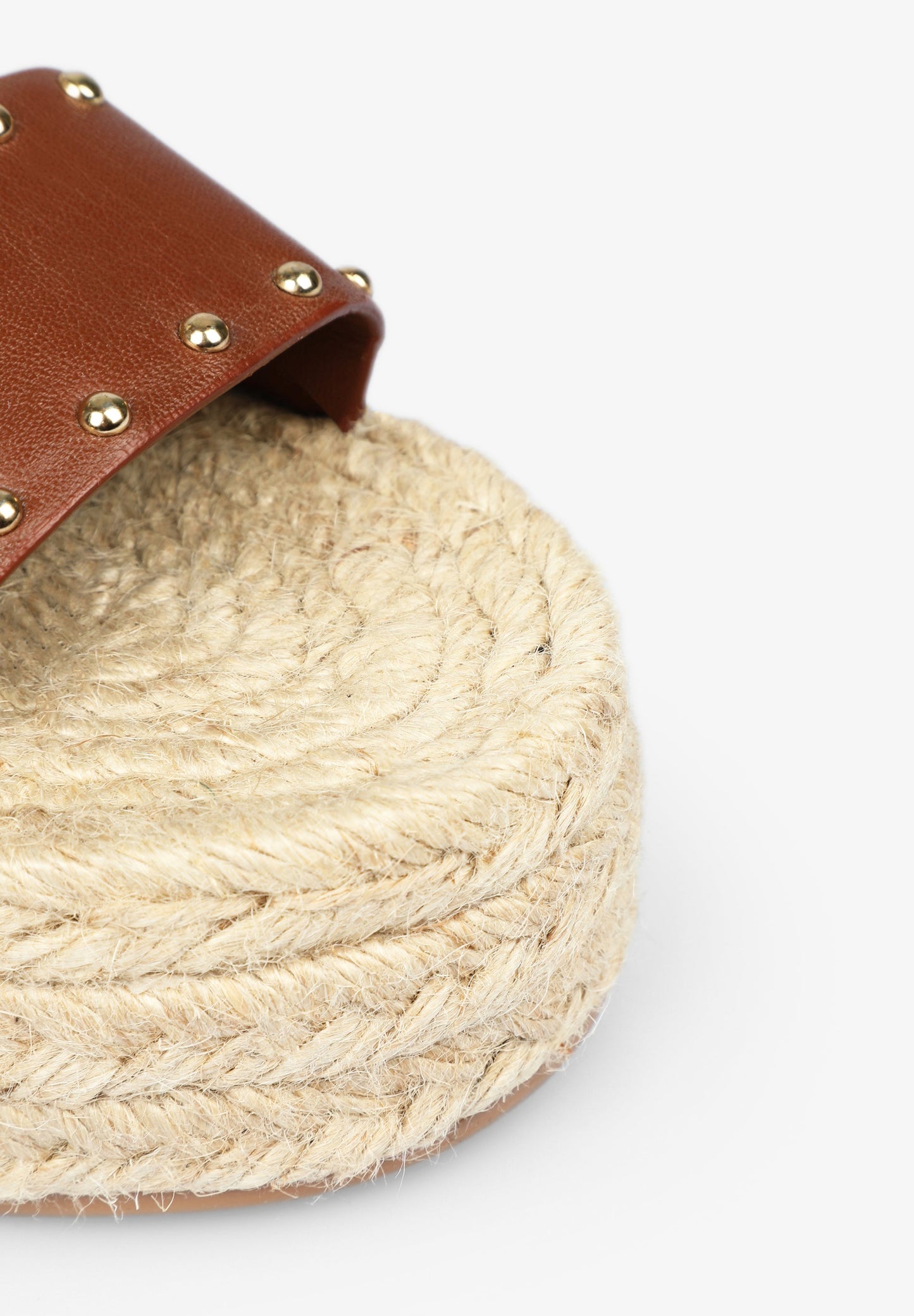 ALPERGATAS PLATAFORMA COM TACHAS