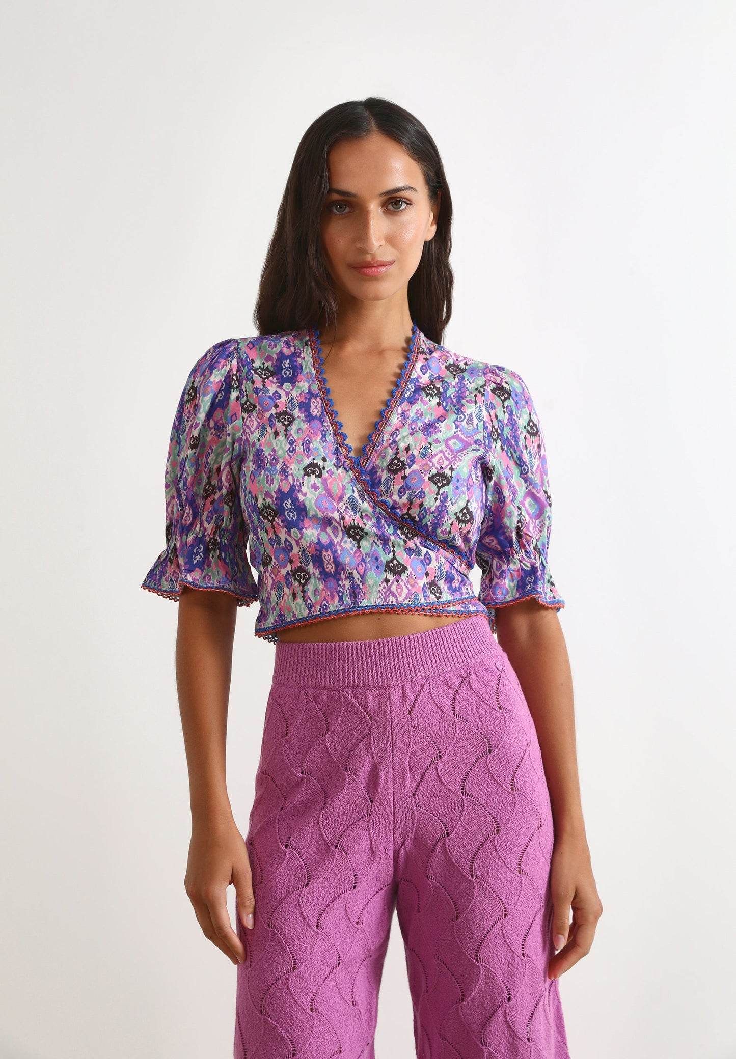 TOP CRUZADO COM PADRÃO