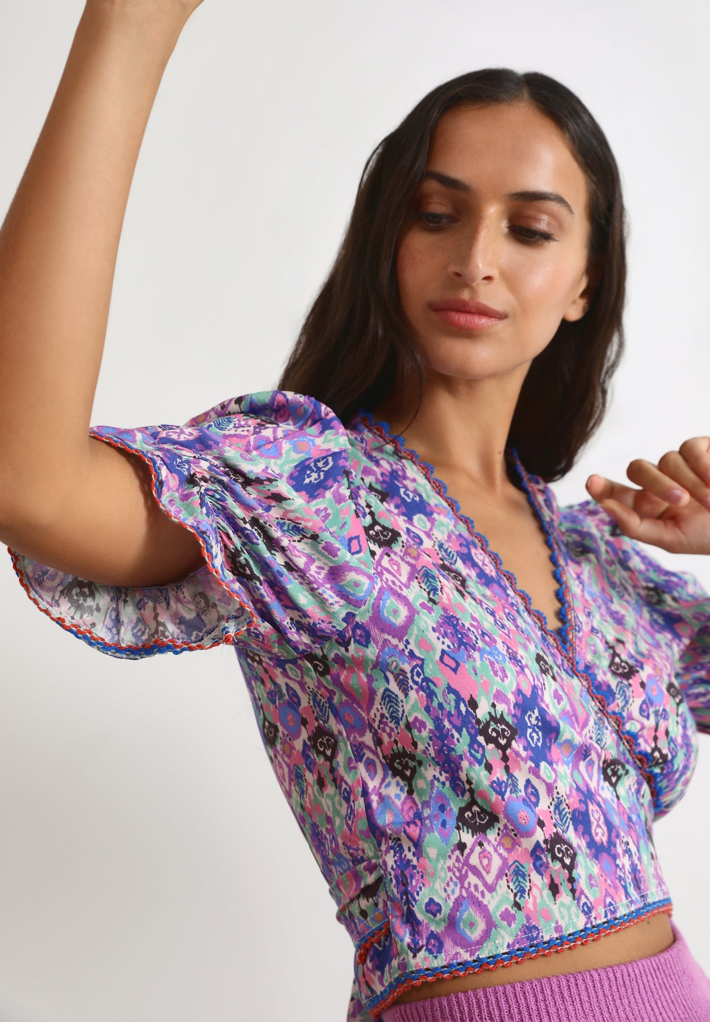 TOP CRUZADO COM PADRÃO