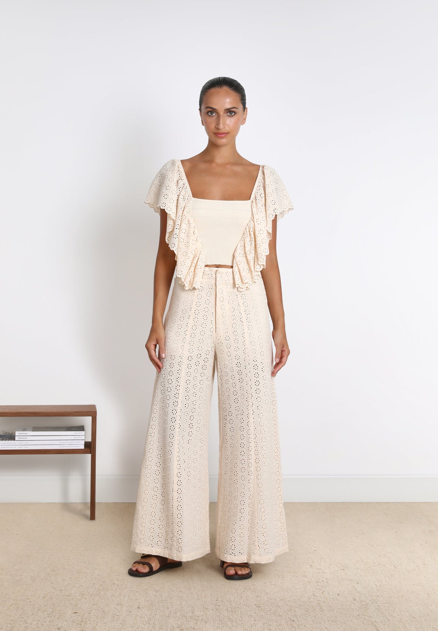 TOP DE MALHA COM MANGA BRODERIE