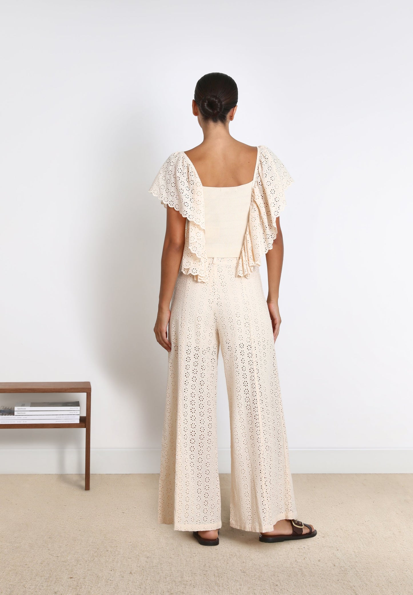 TOP DE MALHA COM MANGA BRODERIE