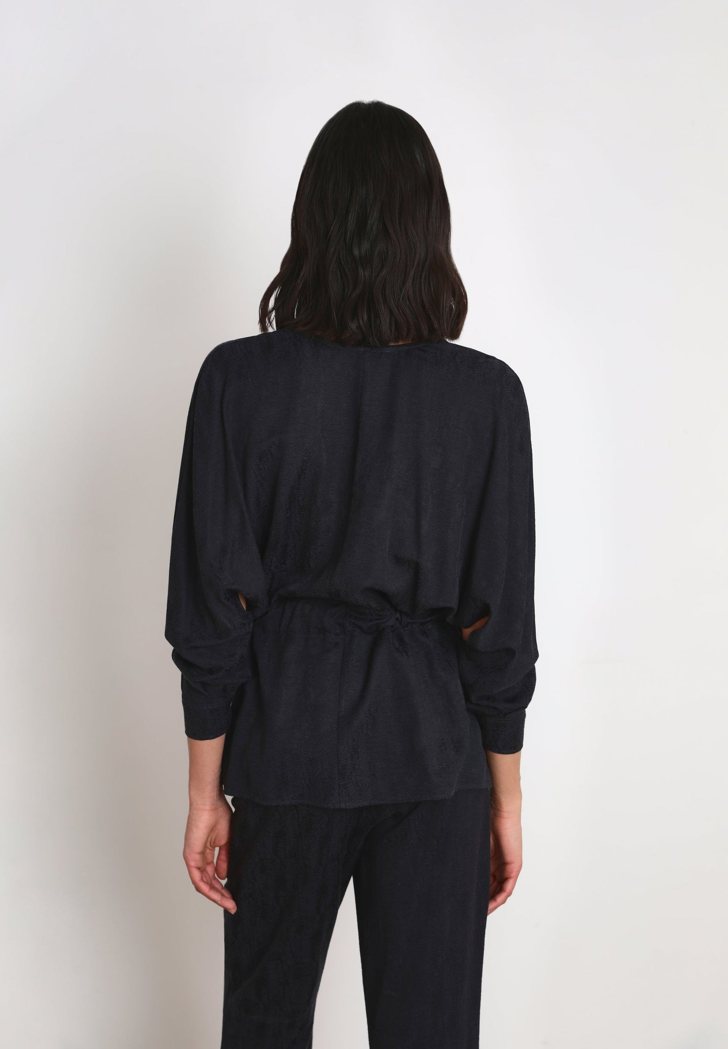 CAFETÃ FLUIDO COM ABERTURAS