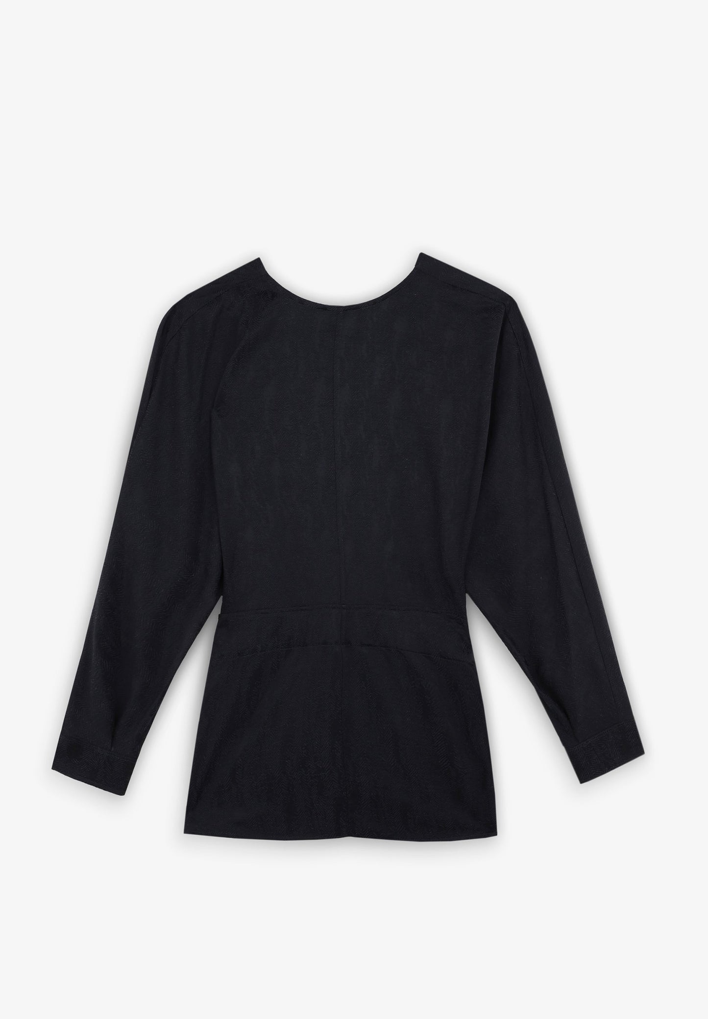 CAFETÃ FLUIDO COM ABERTURAS