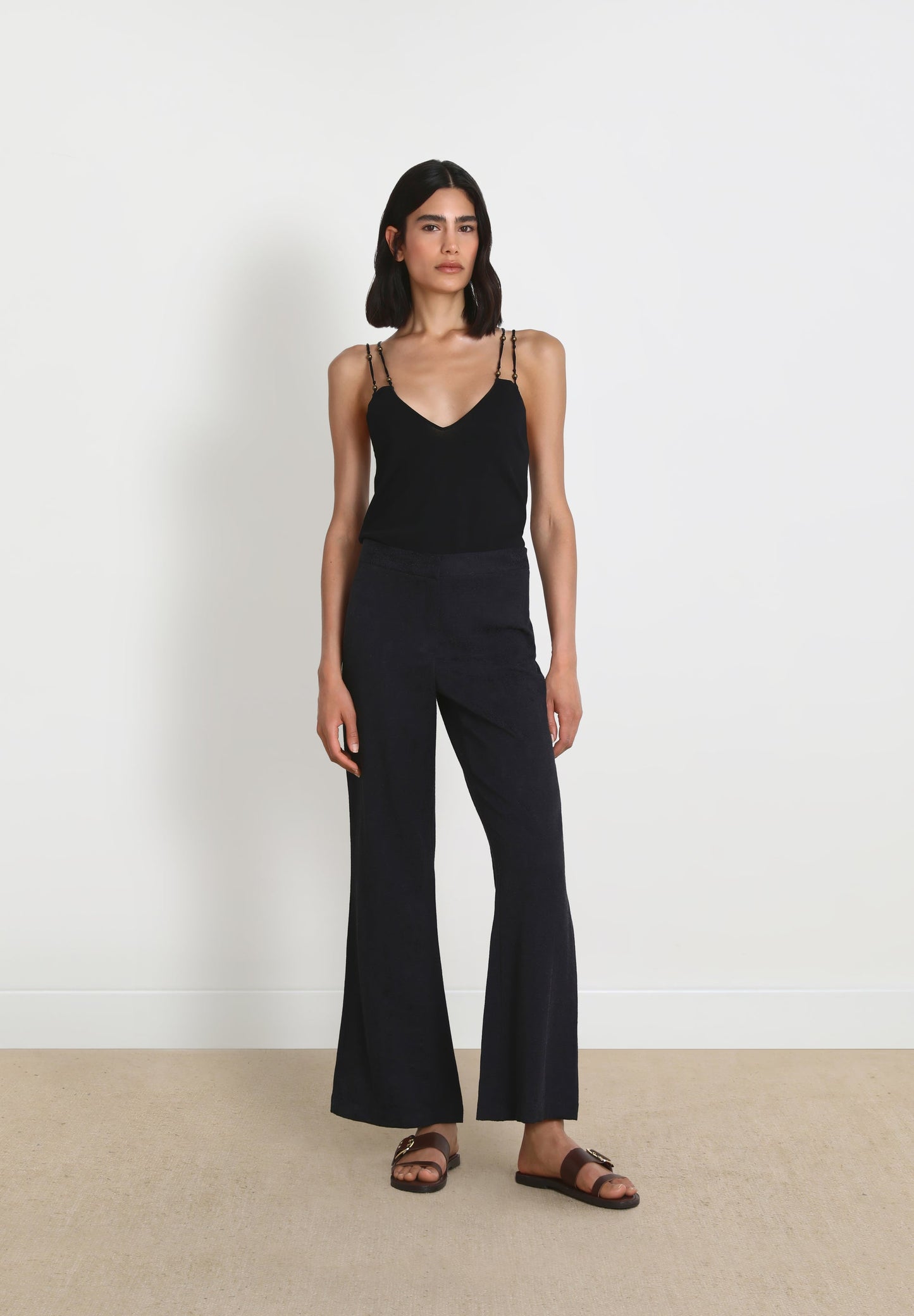 CALÇAS BOCA DE SINO JACQUARD