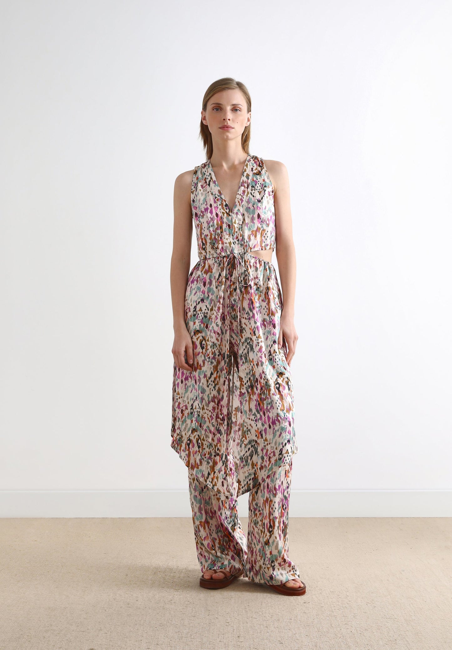 TOP COMPRIDO CUT OUT