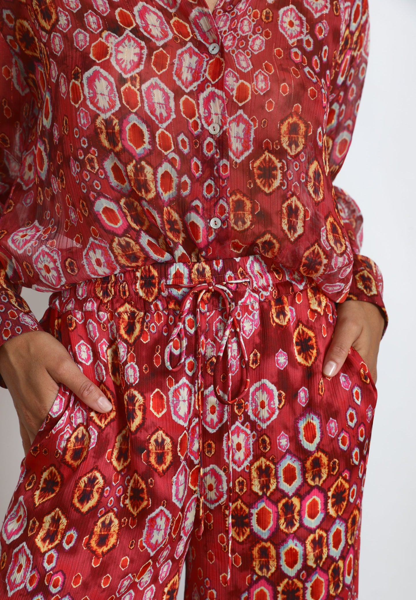 CALÇAS FLUIDAS ÉTNICAS