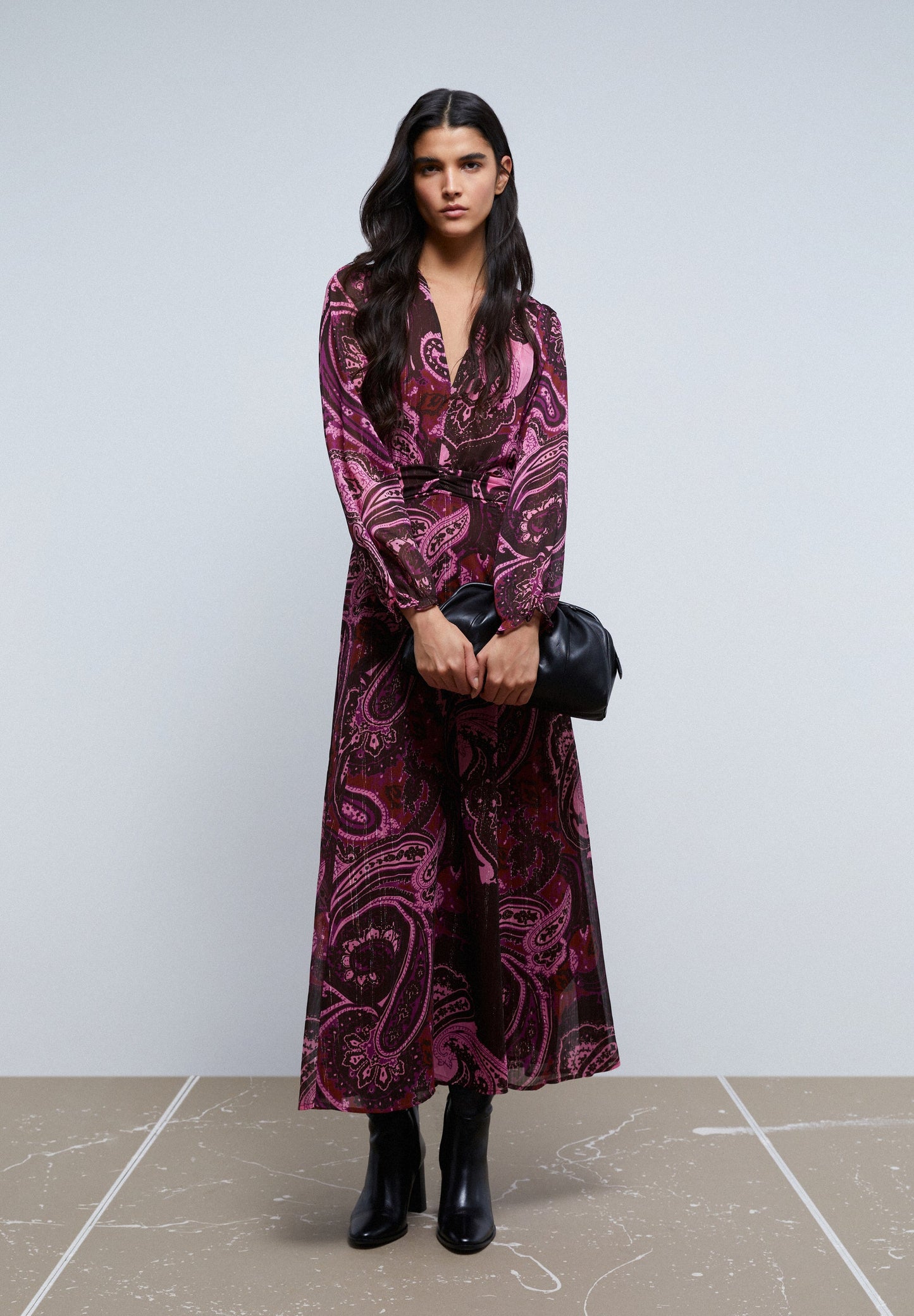 VESTIDO PAISLEY COM ABERTURAS