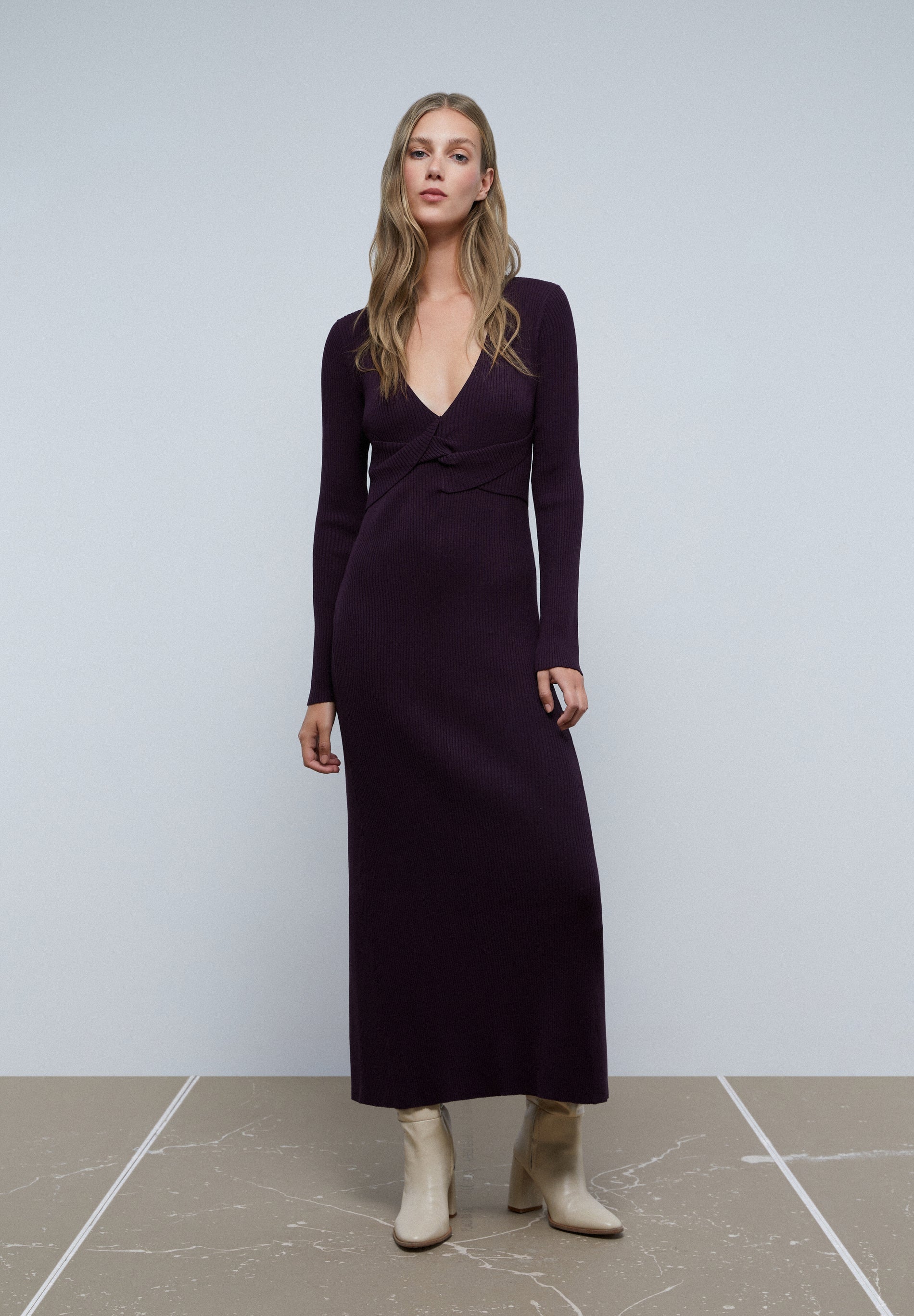 VESTIDO DE MALHA TEXTURA DIAMANTE