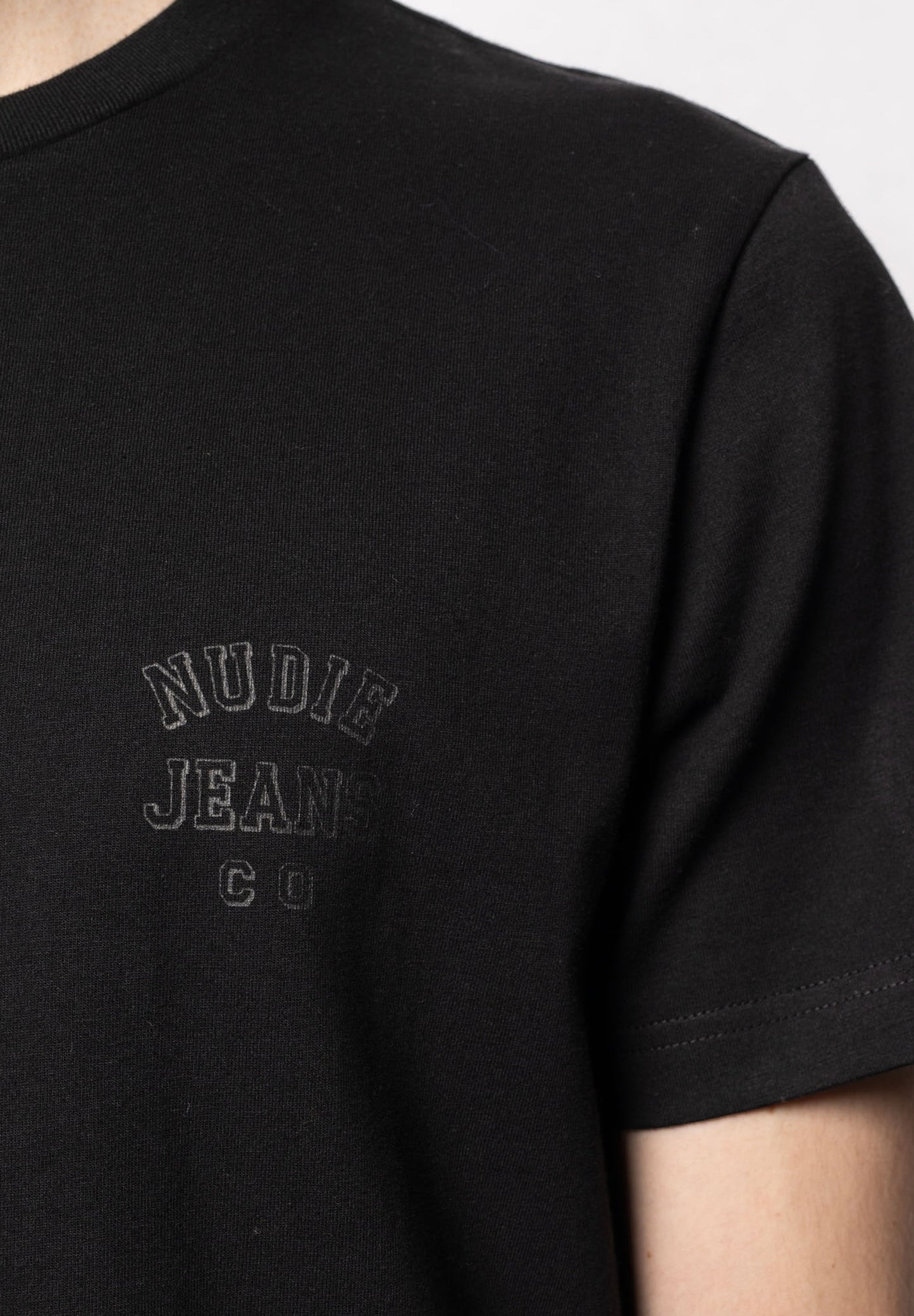 NUDIE JEANS | T-SHIRT ROY LOGO