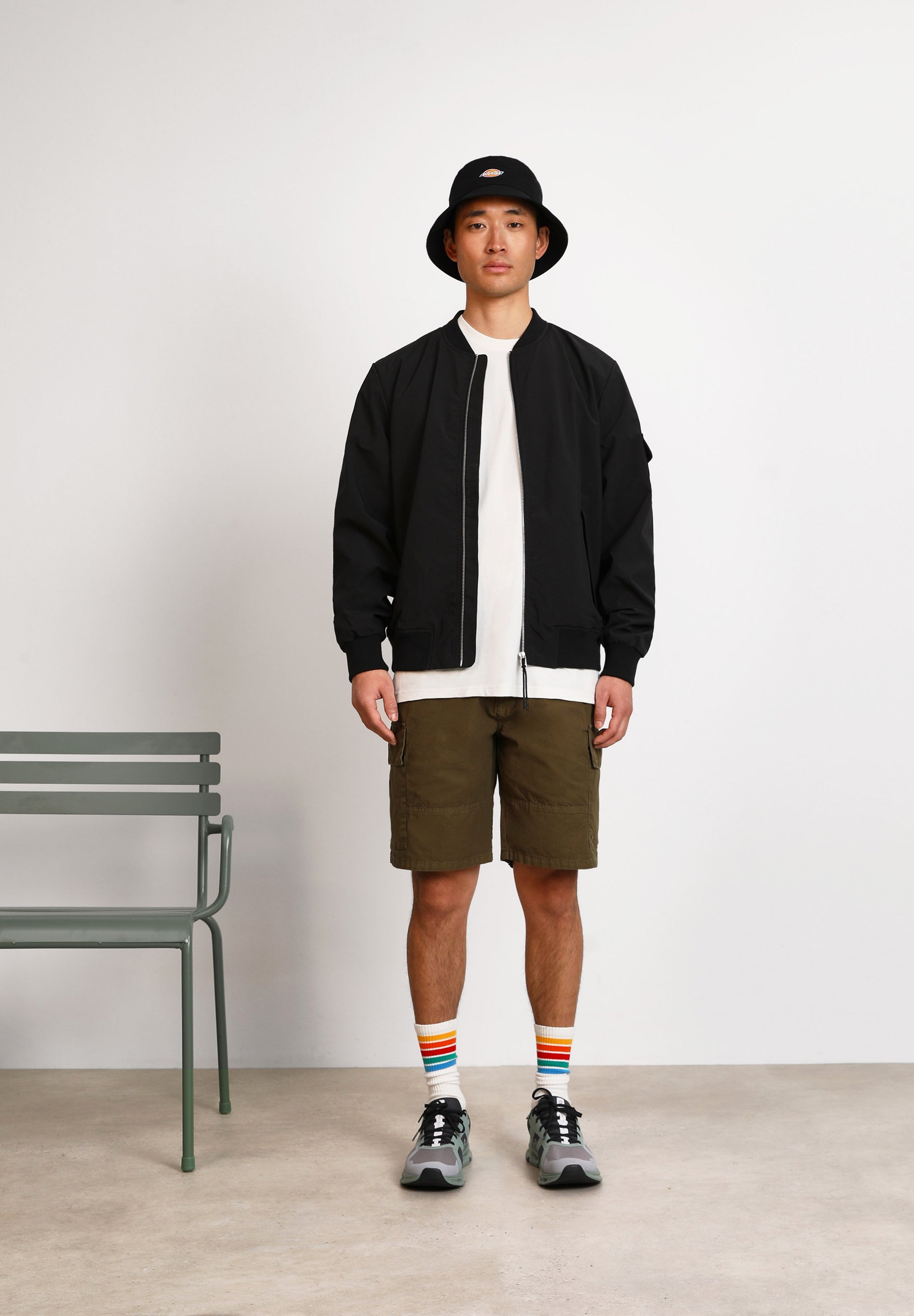 REVOLUTION | CASACO 7756