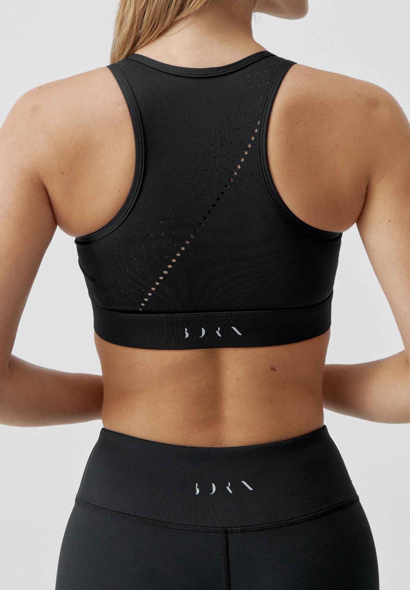 BORN LIVING YOGA | TOP SOATA