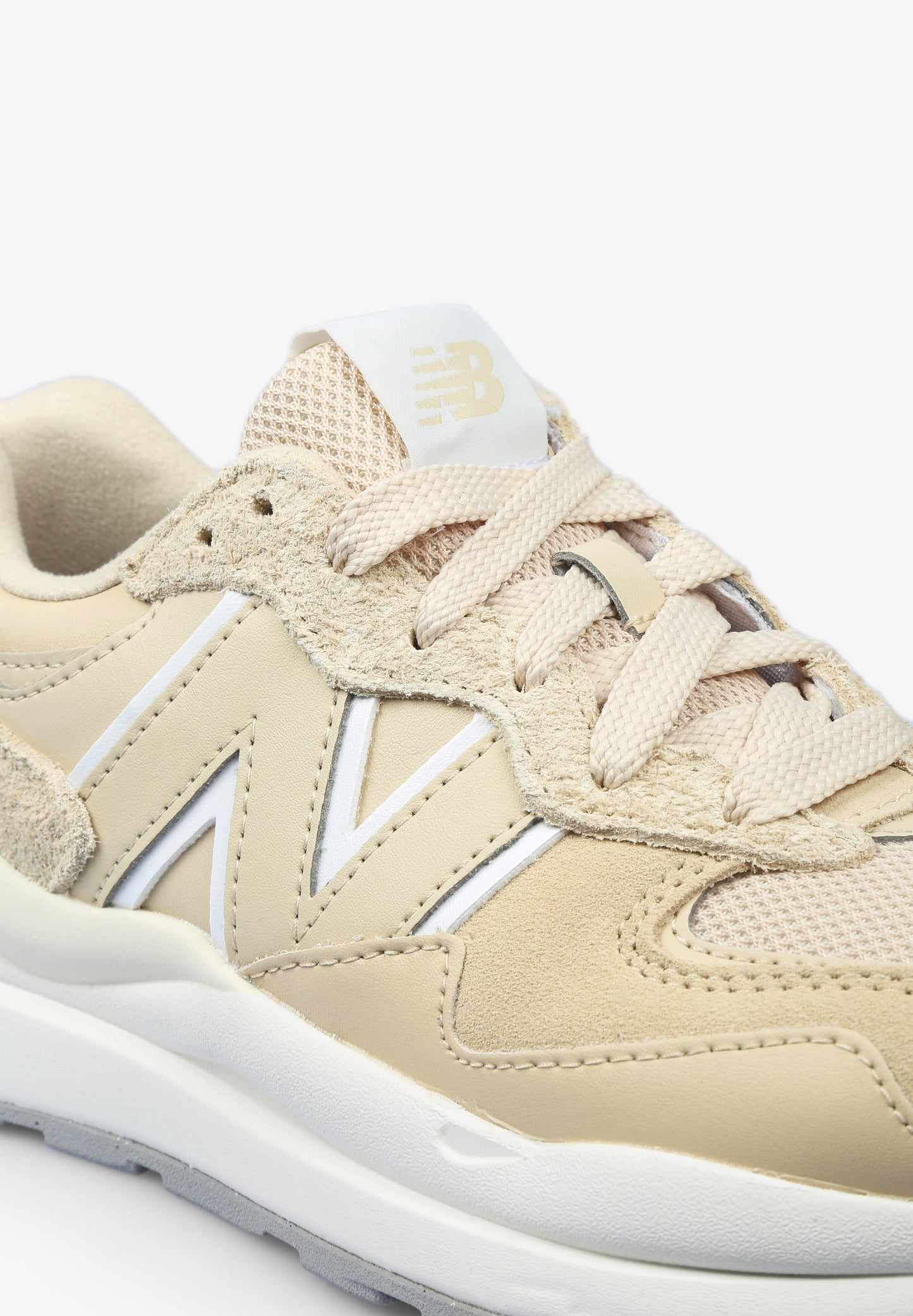 NEW BALANCE | SAPATILHAS 327 DE MULHER