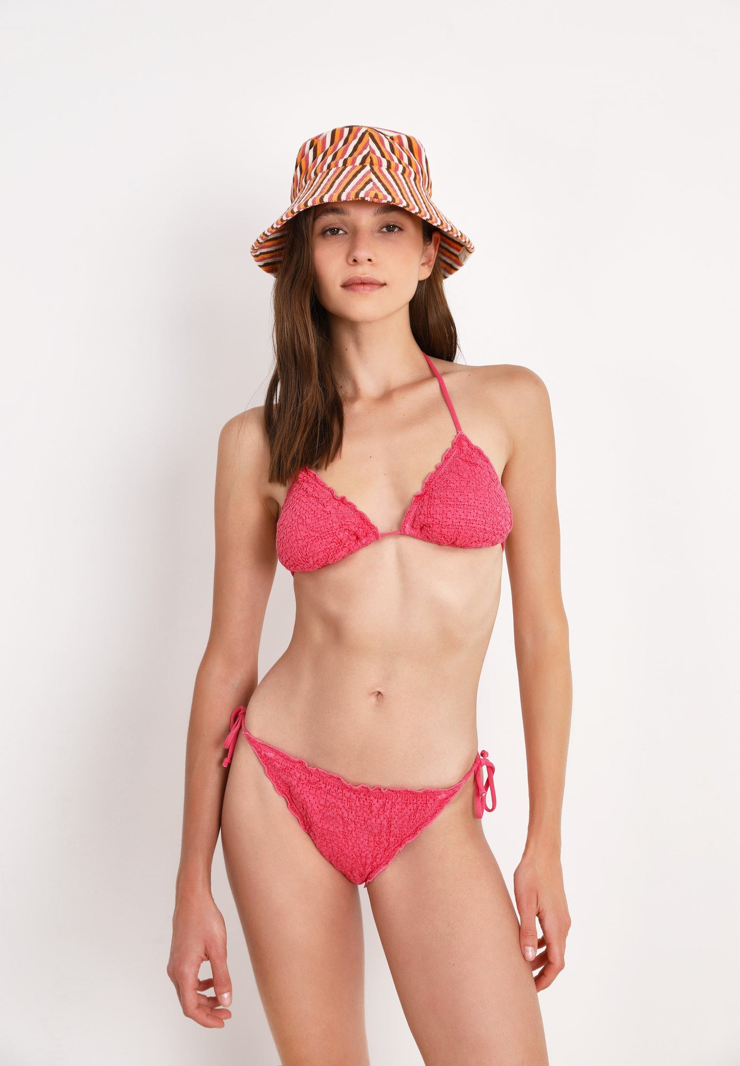 MI&CO | BIQUÍNI TRIANGULAR BORDADO