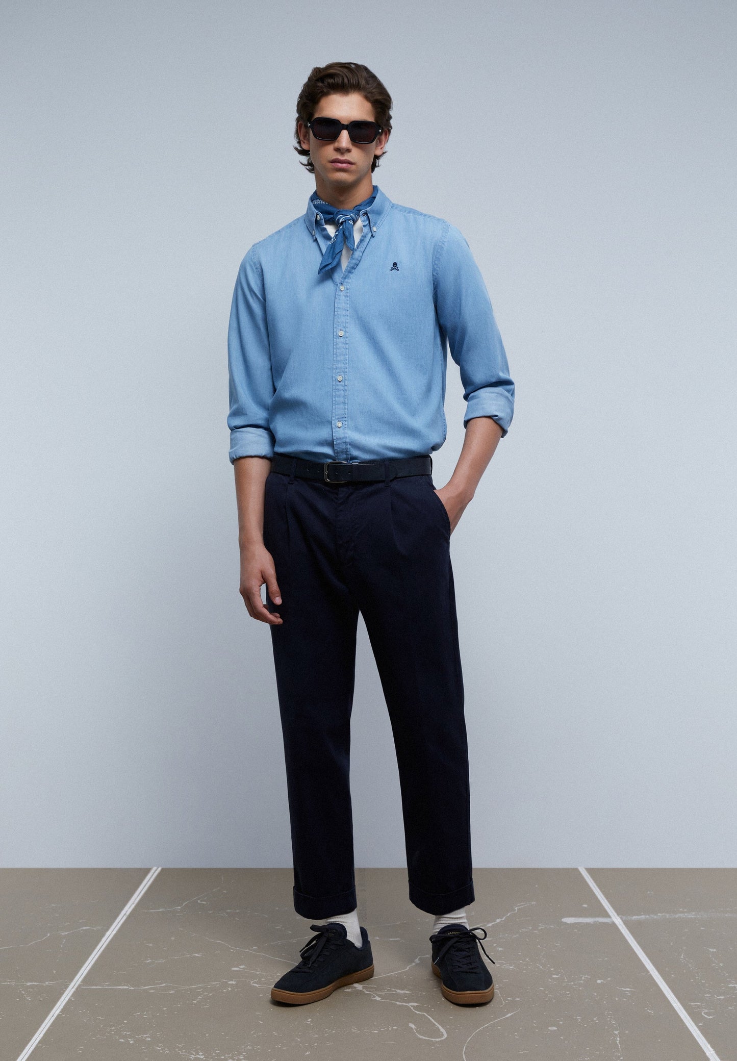 CAMISA DENIM COM BOTÕES