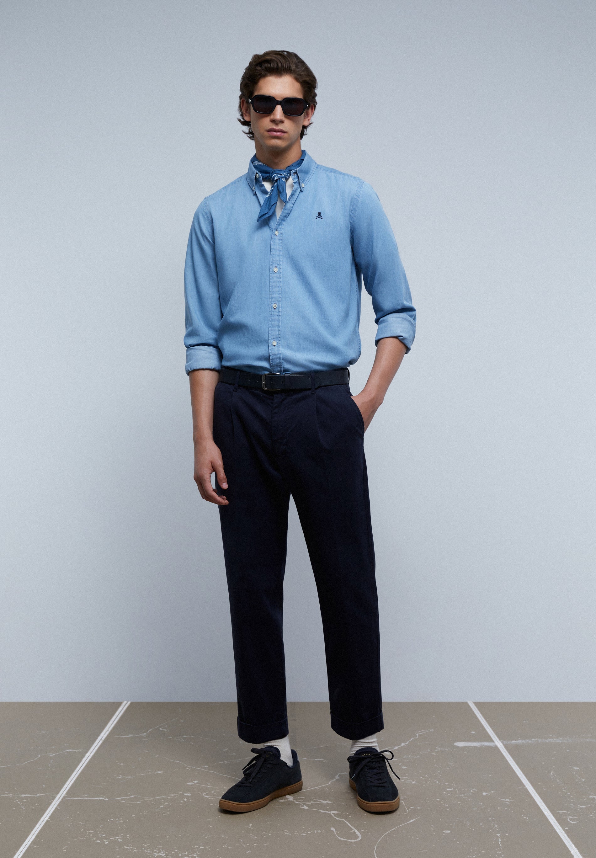 CAMISA DENIM COM BOTÕES