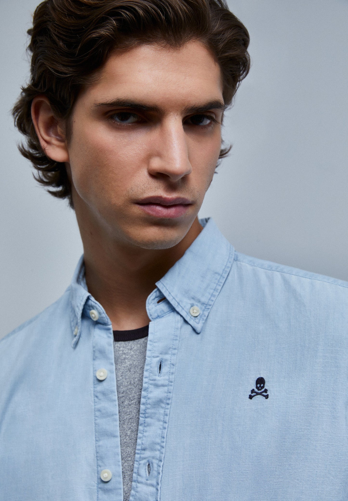 CAMISA DENIM COM BOTÕES