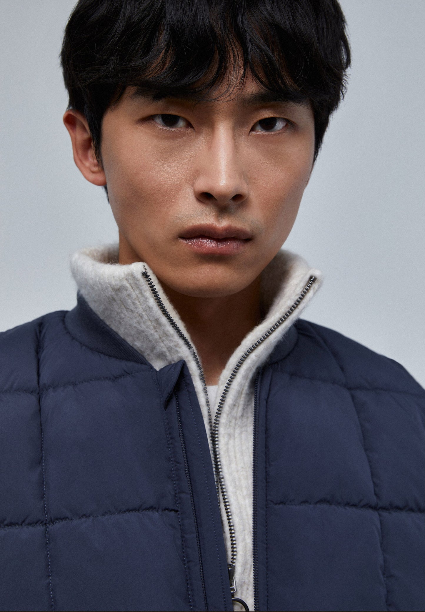 COLETE ACOLCHOADO COM PORMENOR NA GOLA