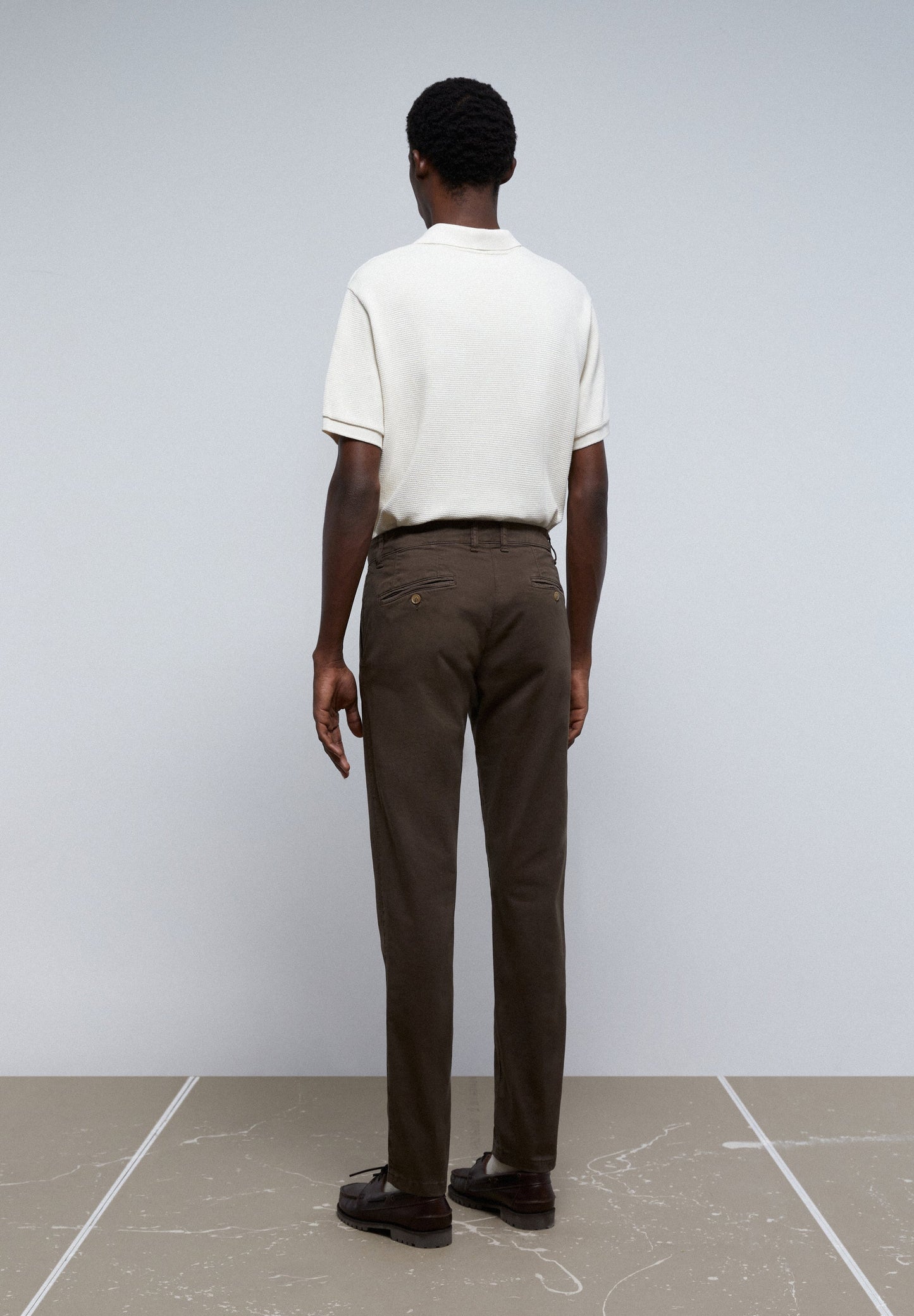 CALÇAS CHINOS PINÇAS