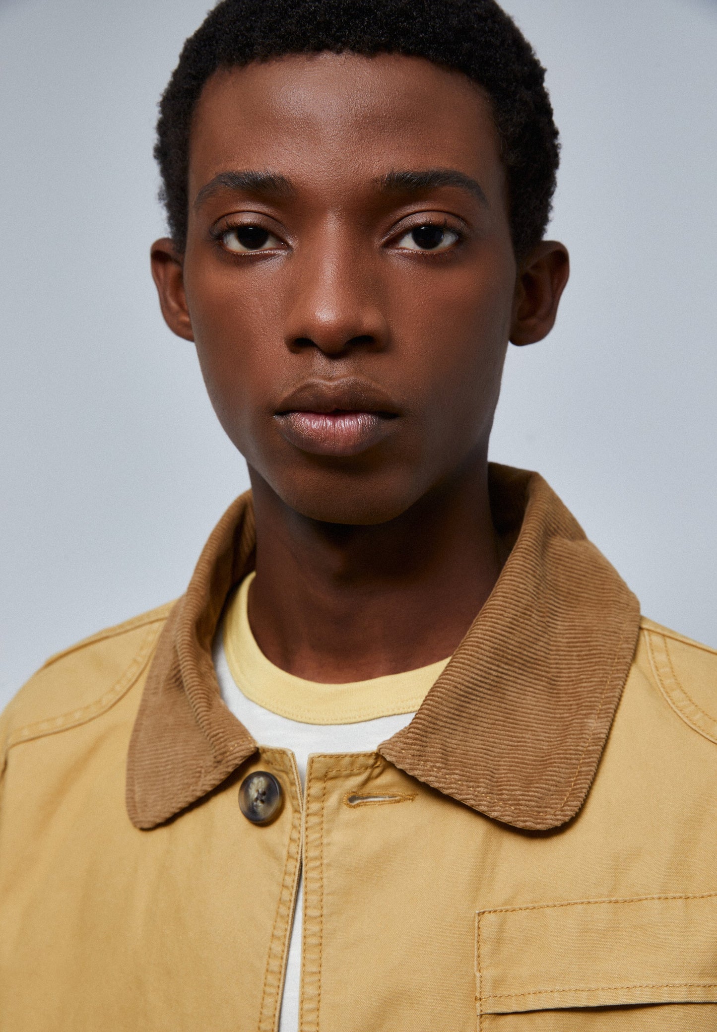 CARDIGAN PREMIUM COM GOLA DE BOMBAZINA A CONTRASTAR