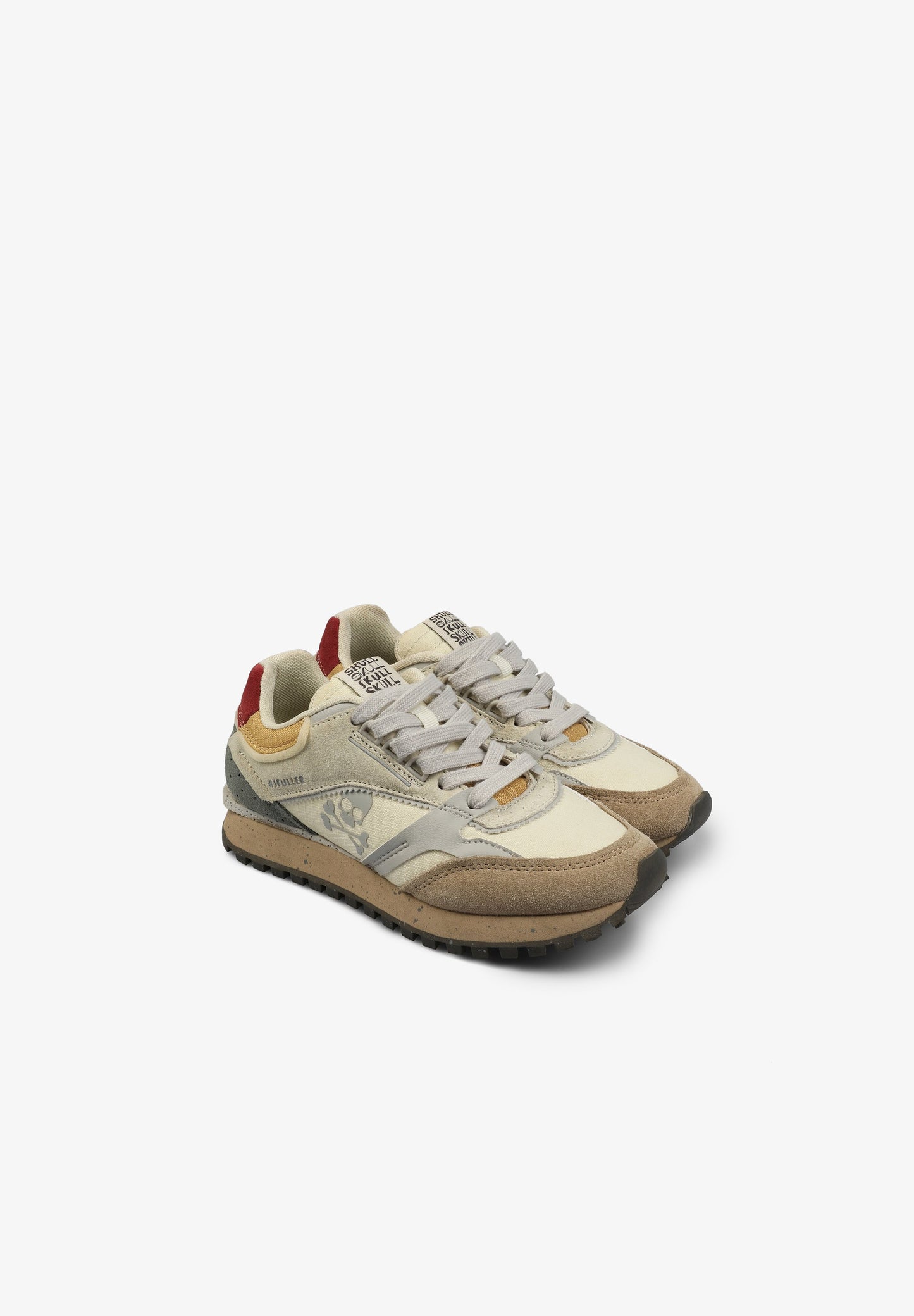 SAPATILHAS TECIDOS COM SKULL