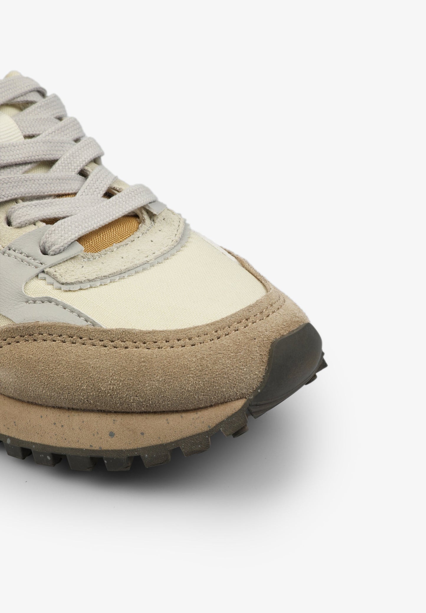 SAPATILHAS TECIDOS COM SKULL