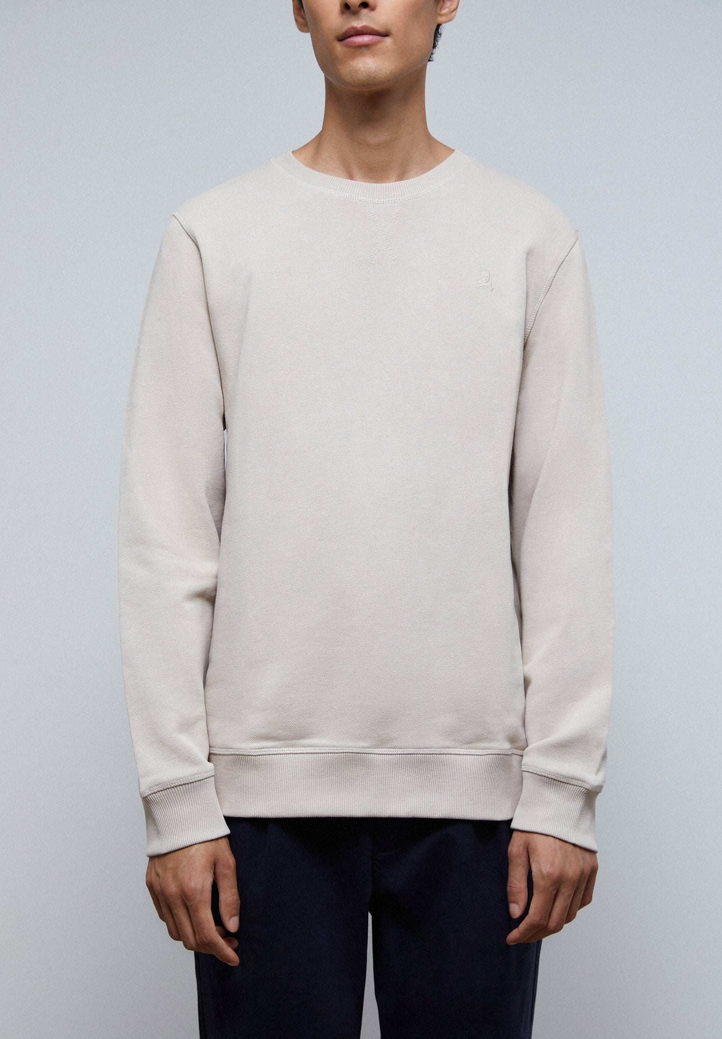 SWEATSHIRT BÁSICA COM SKULL