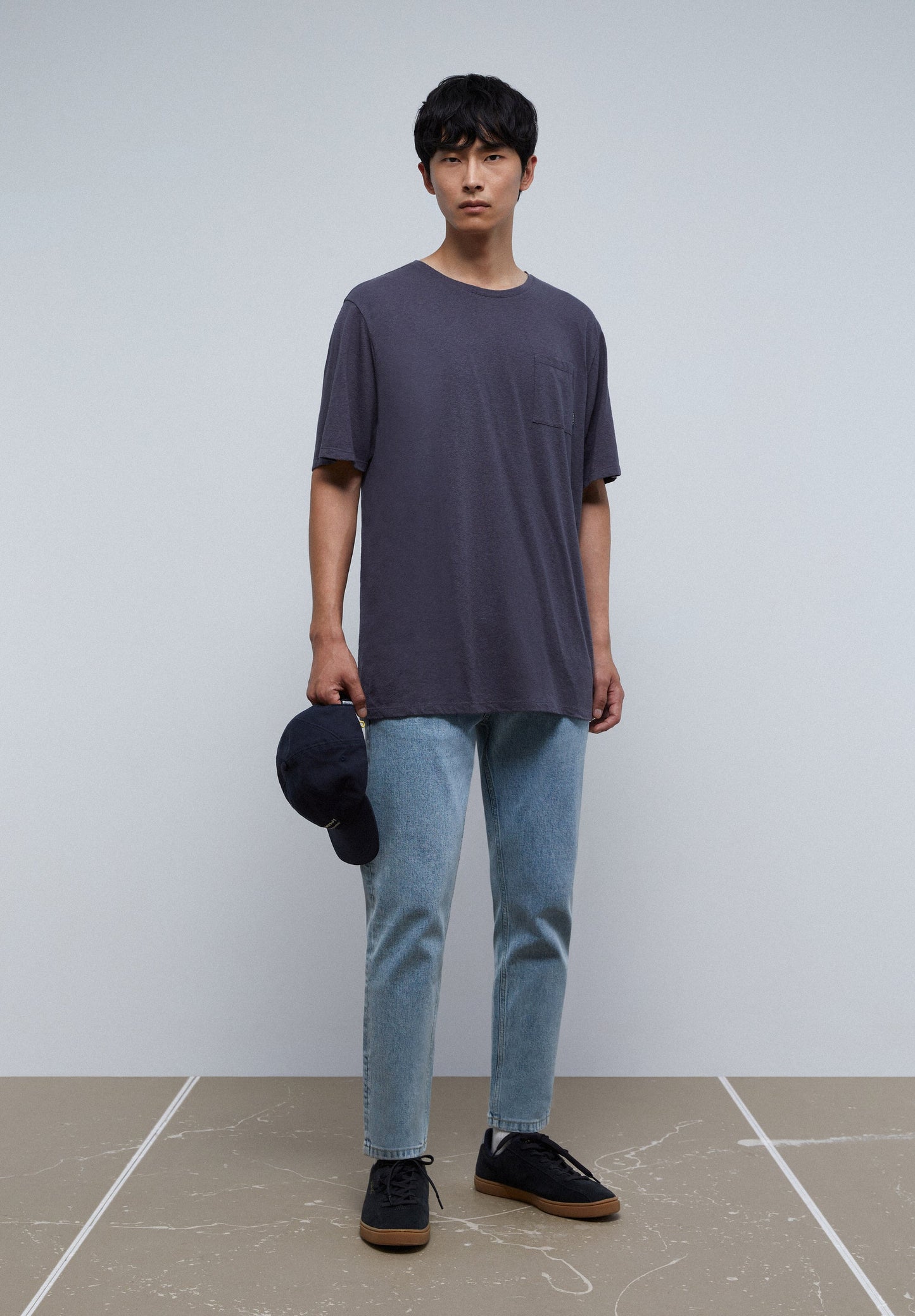 T-SHIRT RÚSTICA COM BOLSO