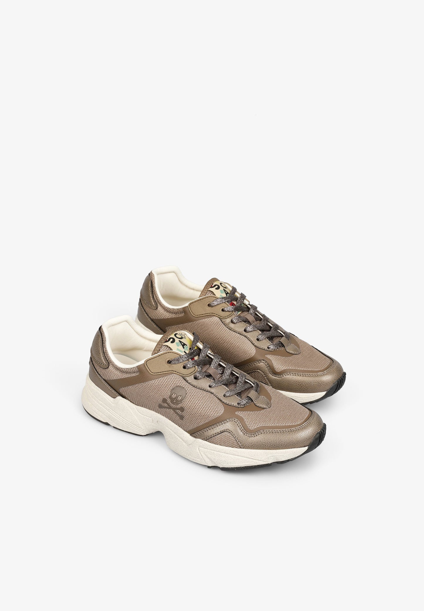 SAPATILHAS COM SOLA GROSSA