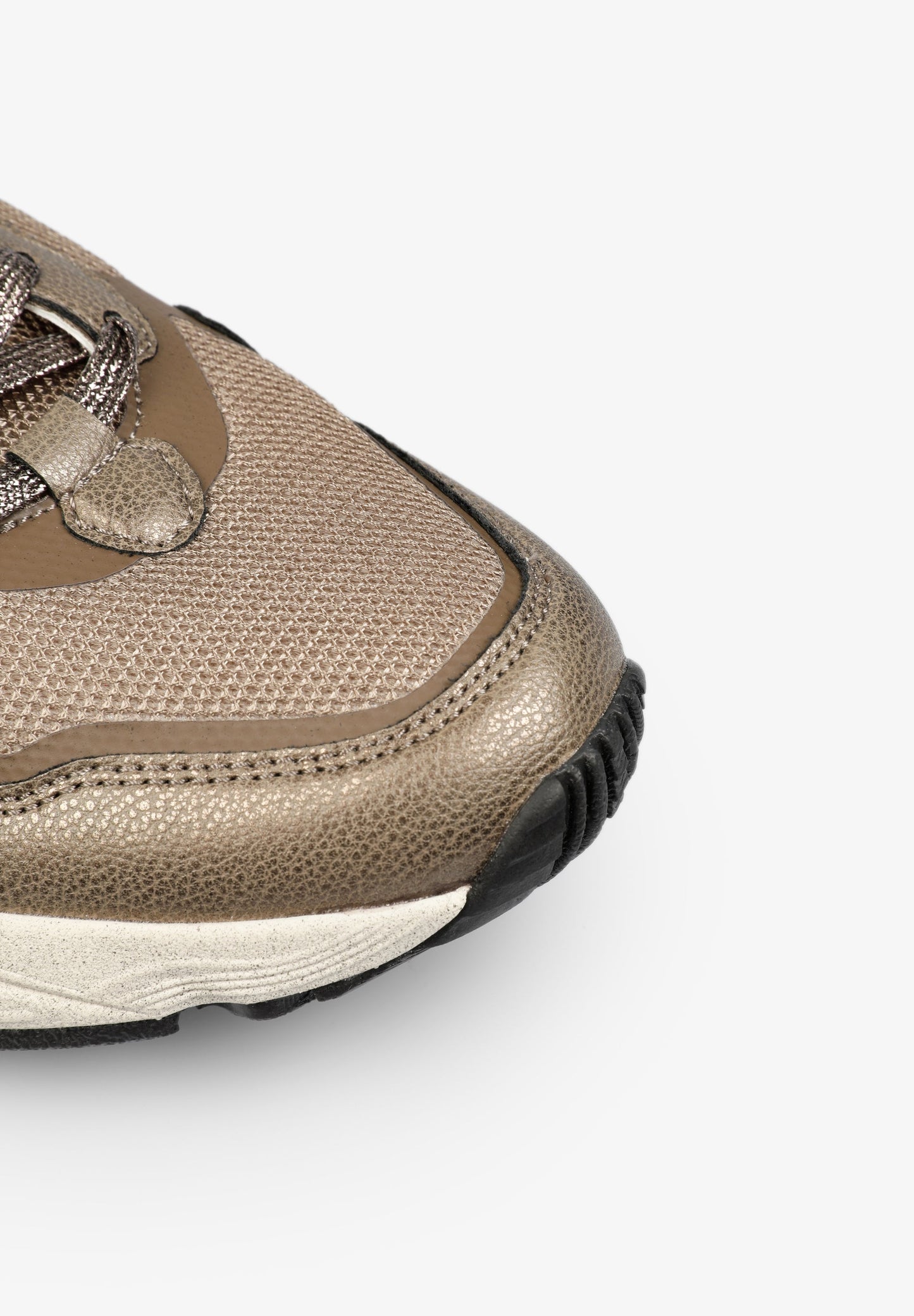 SAPATILHAS COM SOLA GROSSA