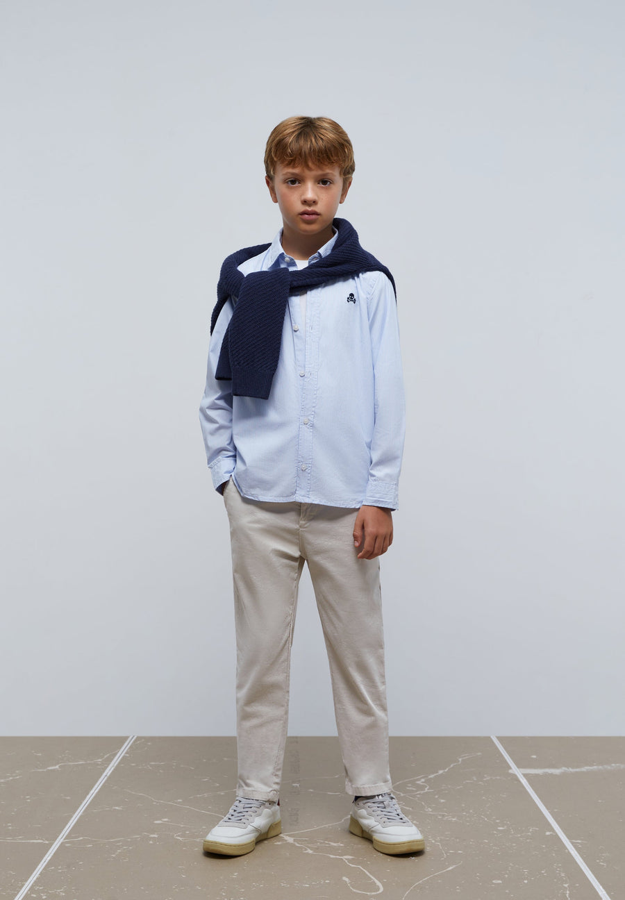 CAMISA COM SKULL A CONTRASTAR