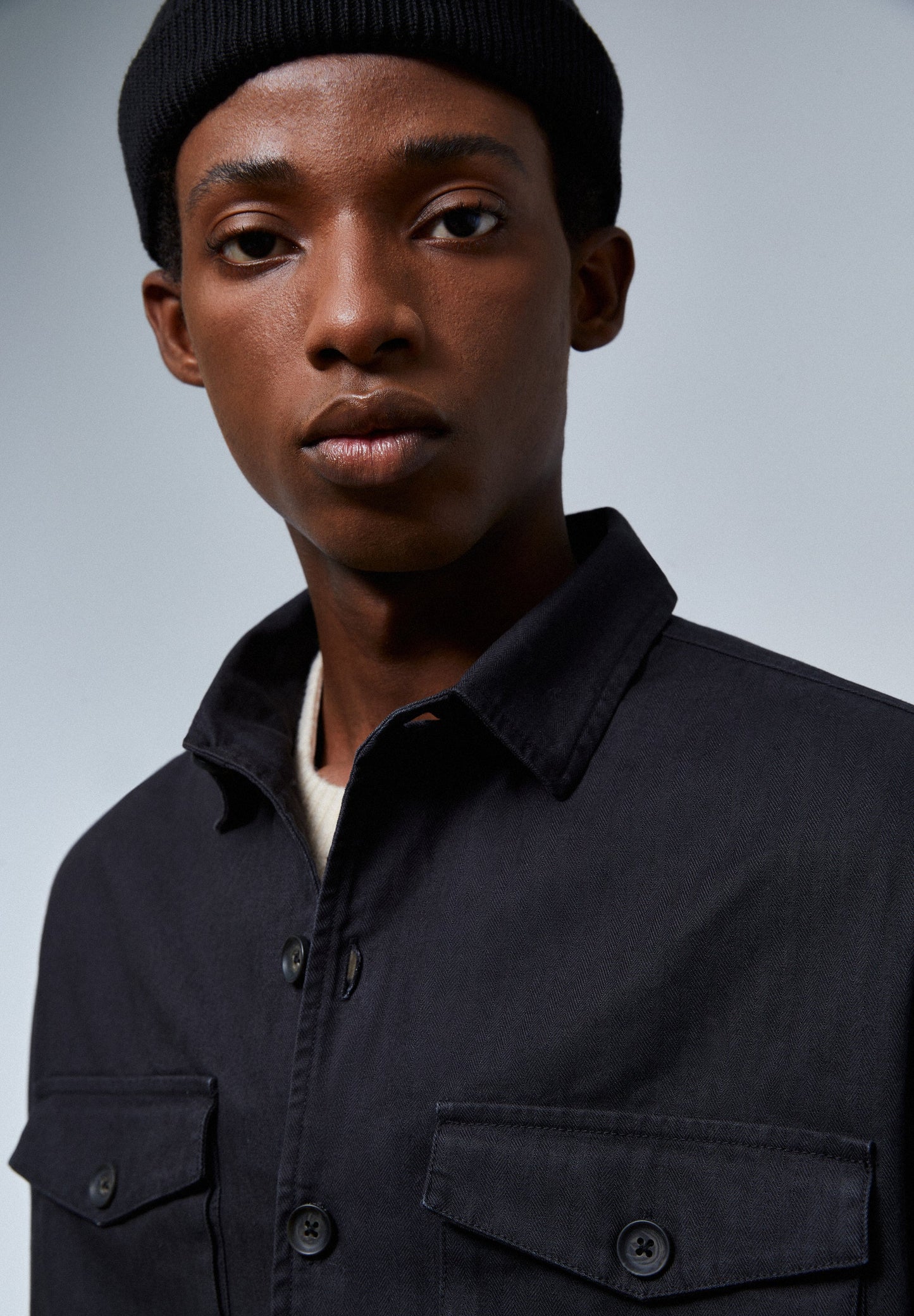 CAMISA COMPRIDA COM BOLSOS