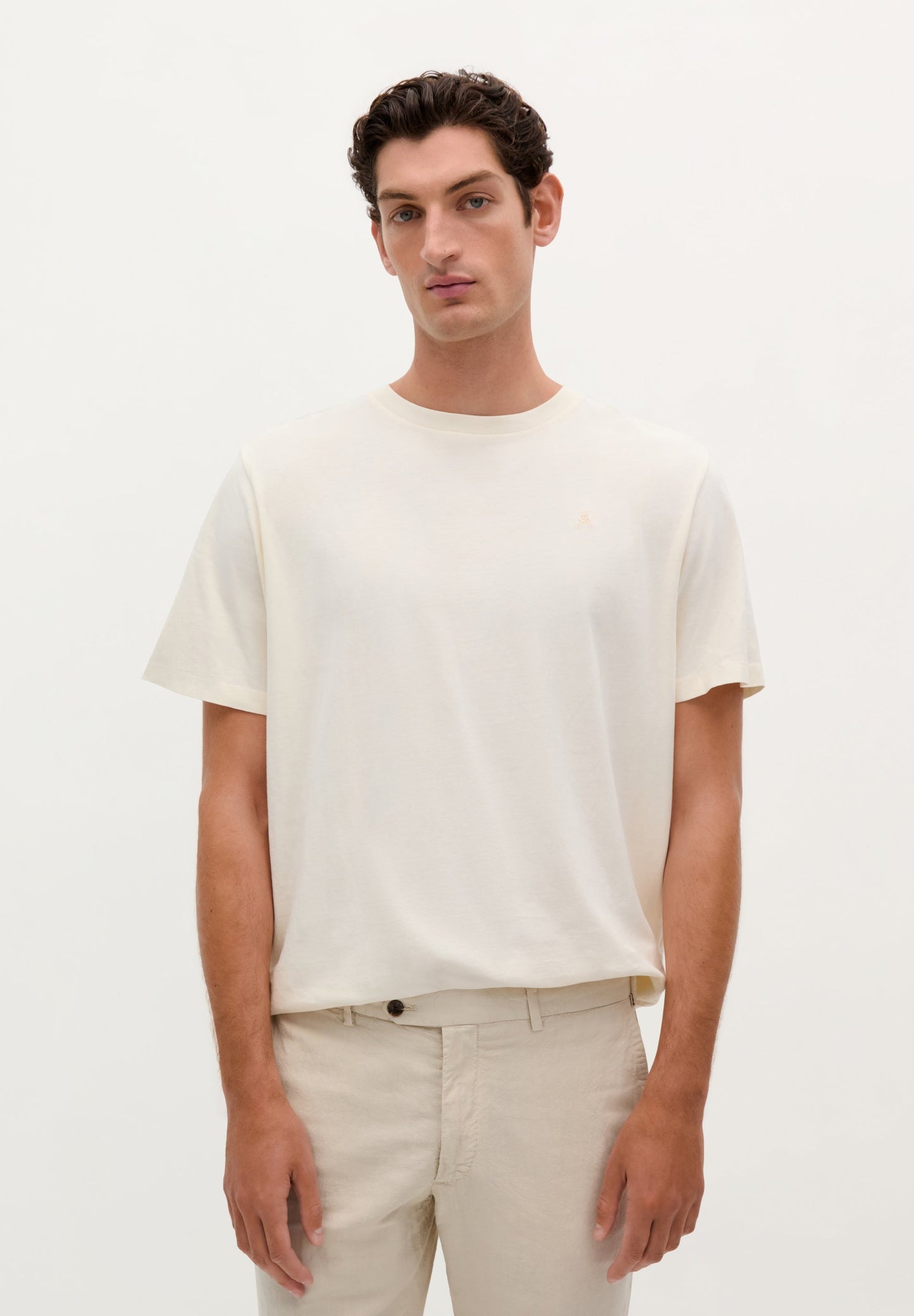 T-SHIRT BÁSICA COM SKULL RELAXED FIT