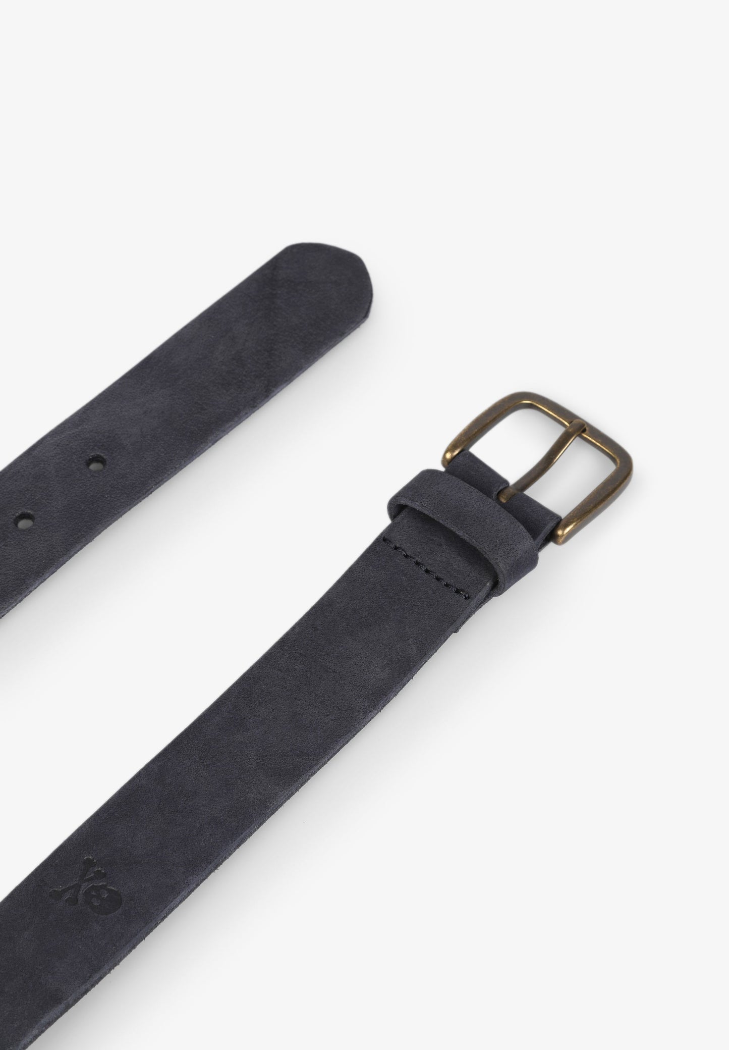 CINTO DE PELE SUAVE COM SKULL