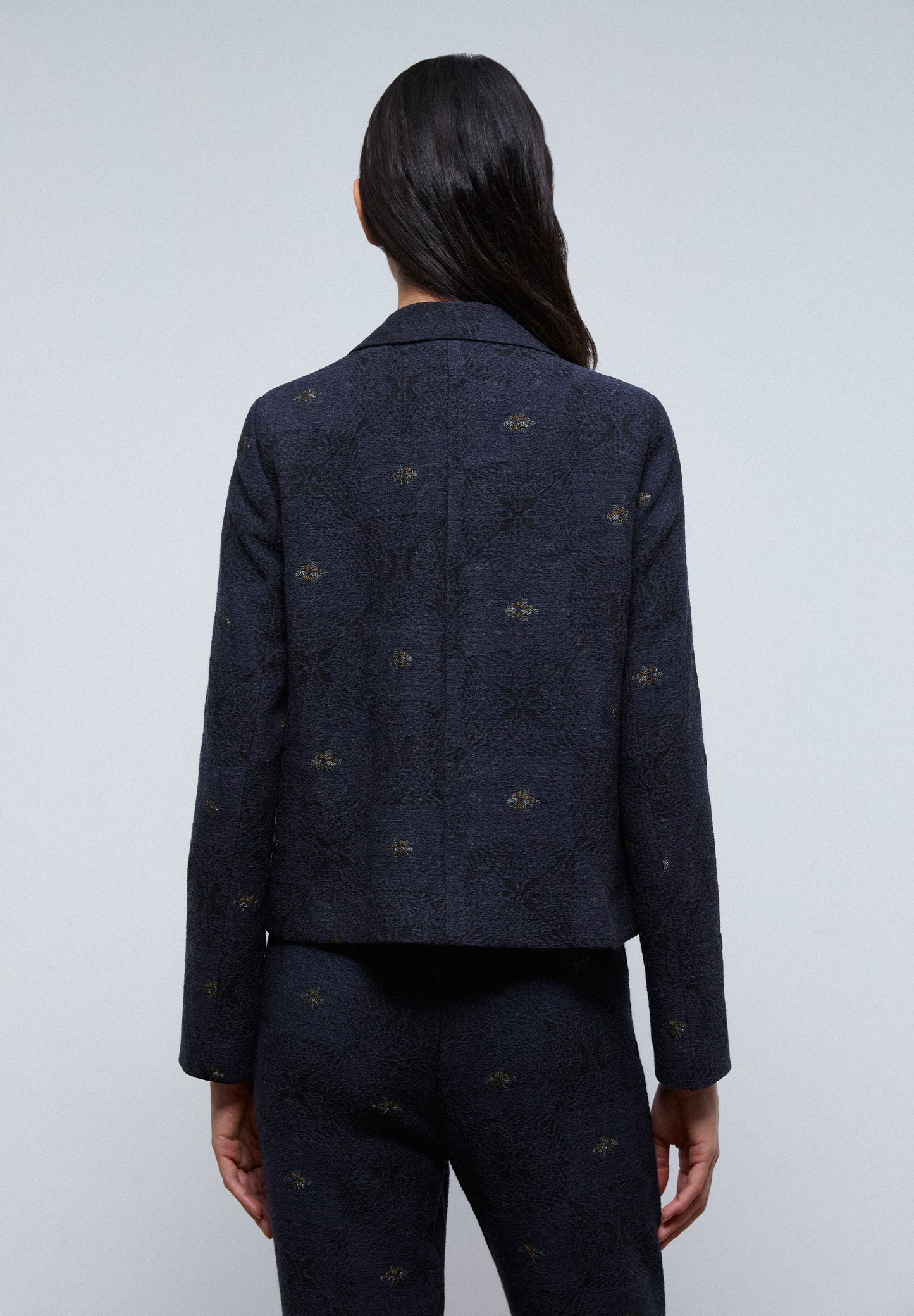 BLAZER COM ABERTURA NA MANGA